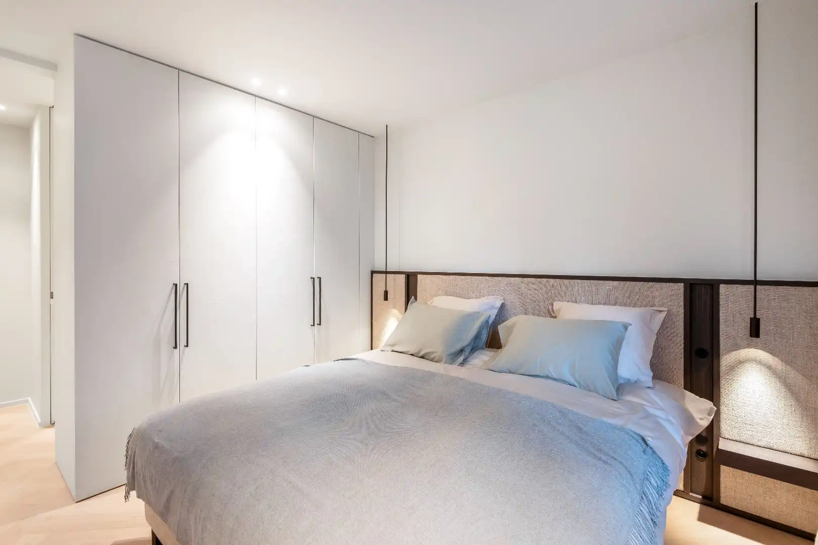 Hoogstaand afgewerkt appartement  met open zicht gelegen vlakbij de Dumortierlaan en op een steenworp van de Zeedijk.   foto 11