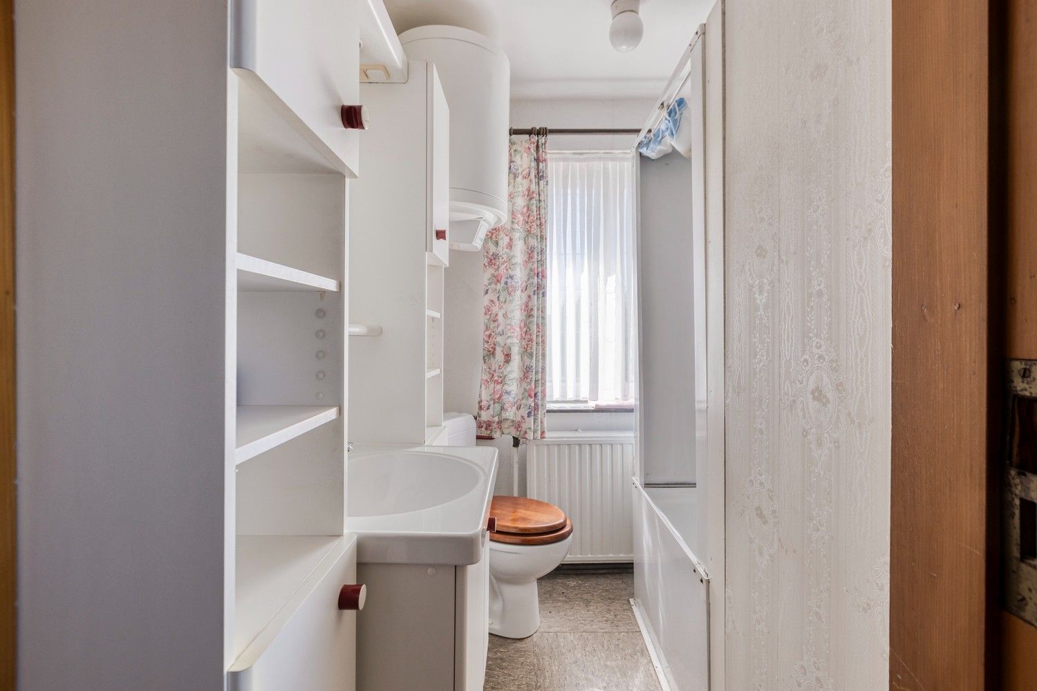 Op te frissen woning met 3 slaapkamers, garage en tuin foto 20