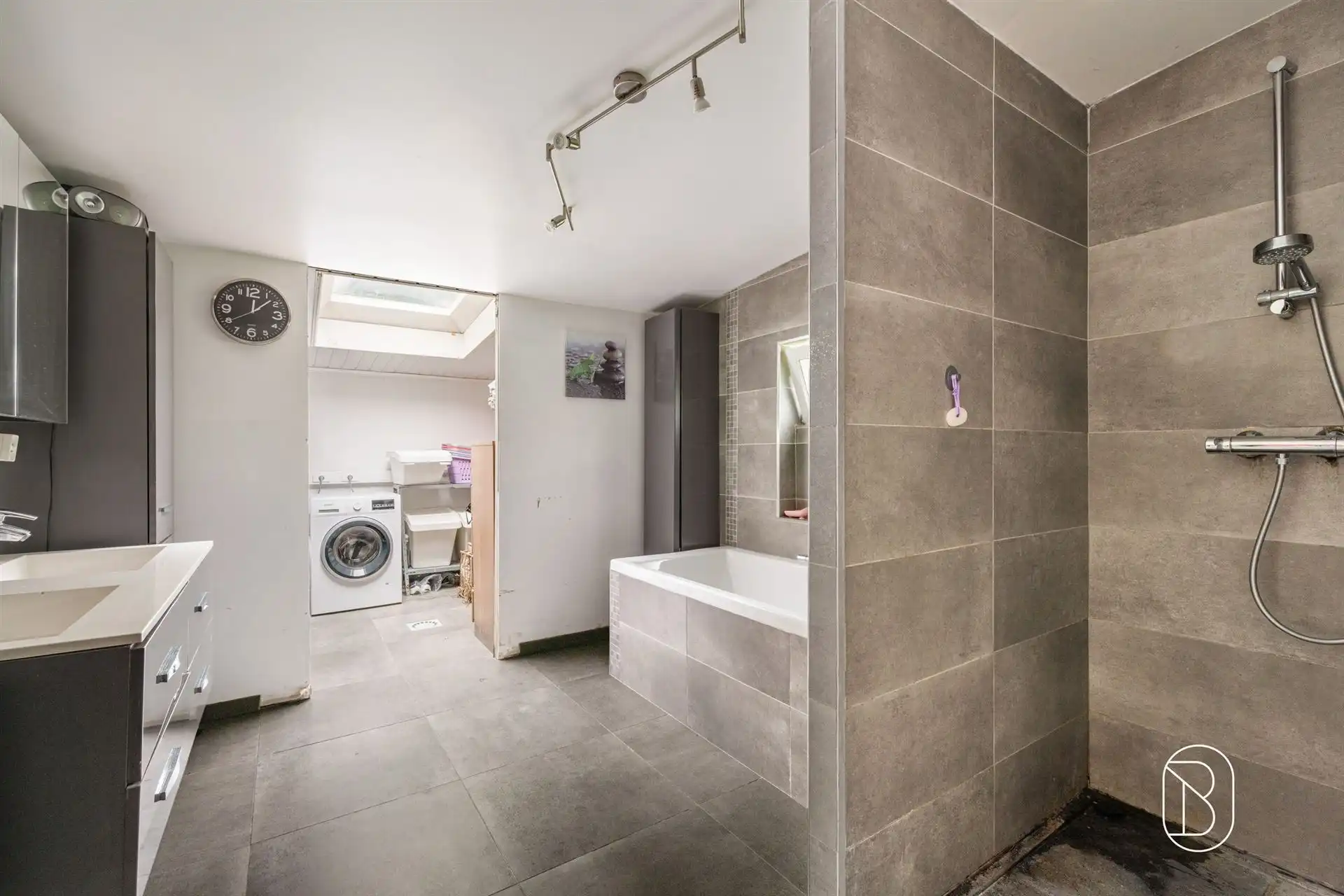 Stevige gelijkvloerse woning met vier gevels en 3 slaapkamers in Rekkem foto 13
