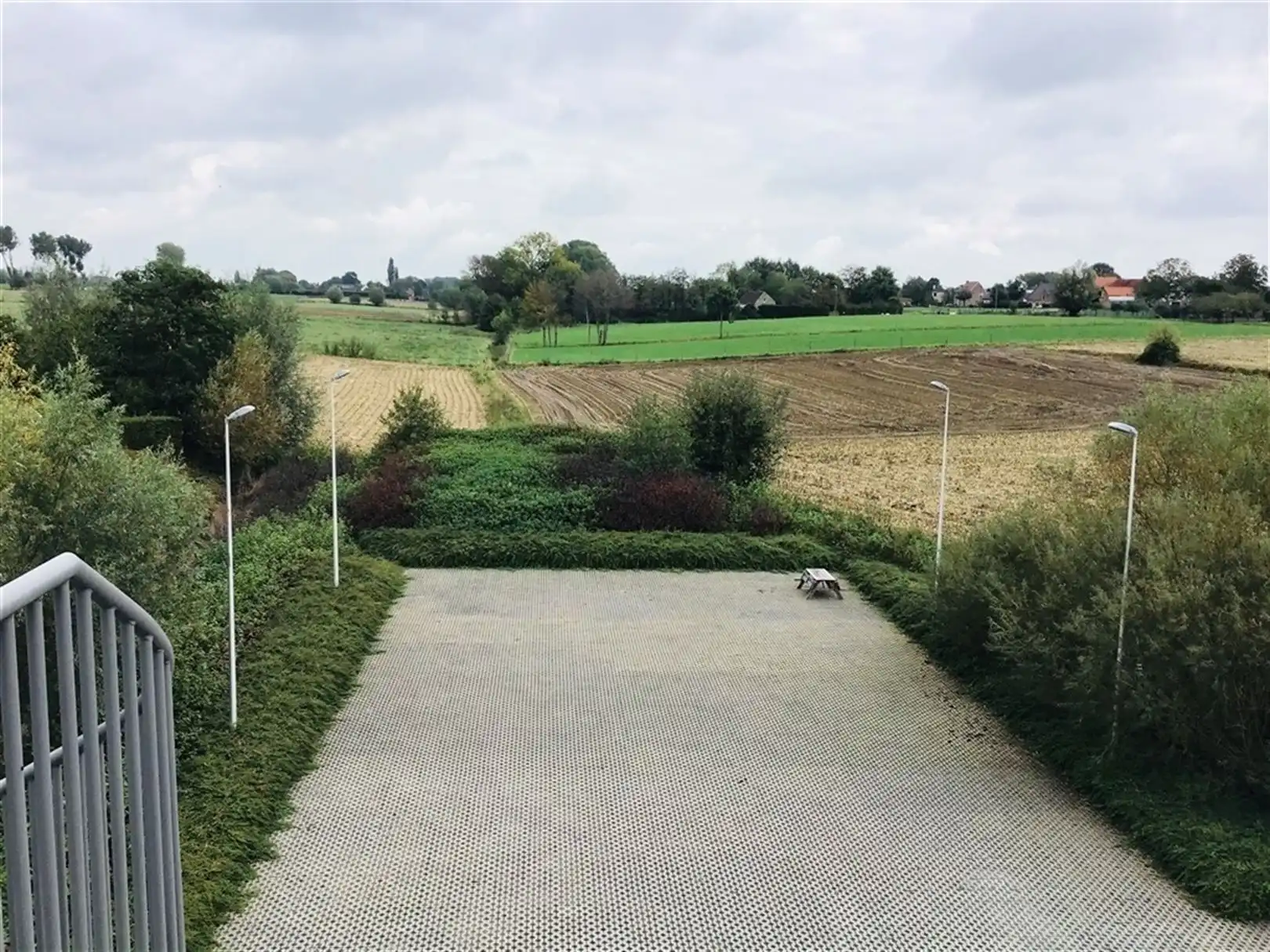 Goed bereikbare kantoren vlakbij de E17 met all-in formule foto 12