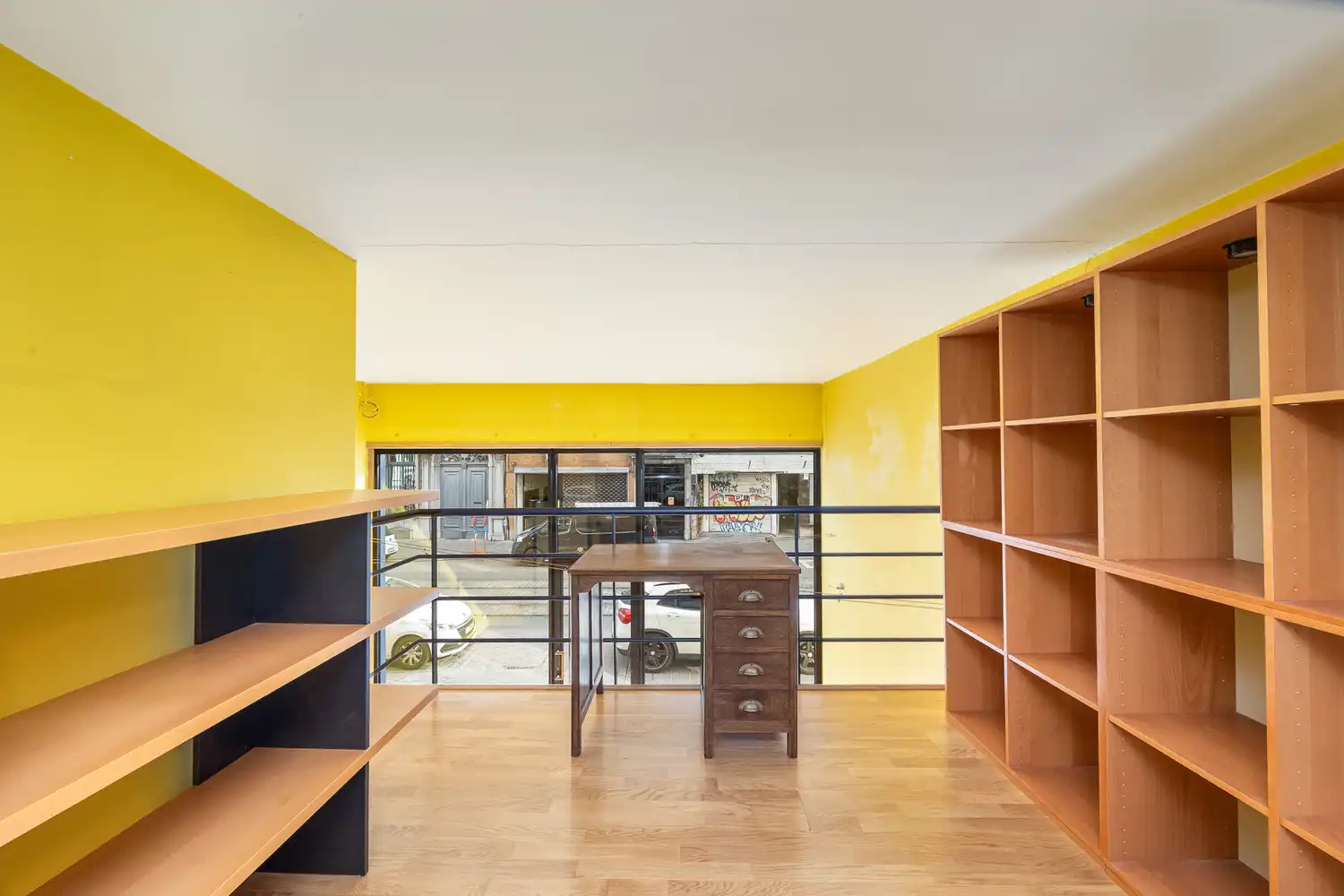 Veelzijdig opbrengsteigendom met aparte woongelegeheid en buitenruimte op A-locatie te Antwerpen met 2 aparte ingangen! foto 5