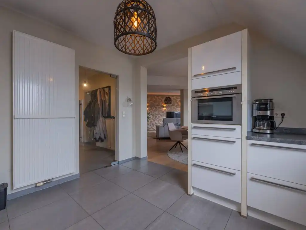 Modern duplex appartement met ondergrondse autostaanplaats foto 15