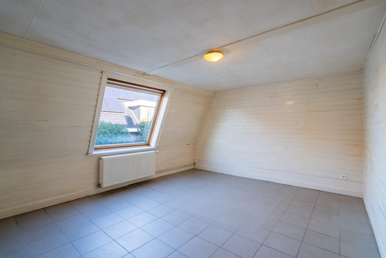 INSTAPKLARE WONING MET TUIN foto 8