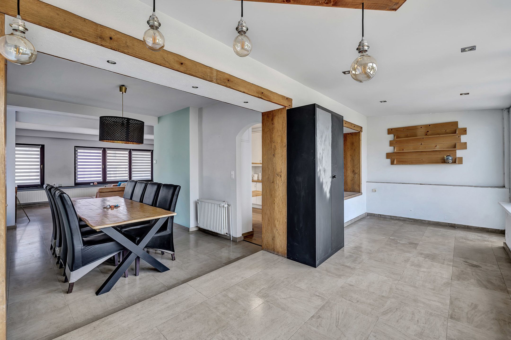 Prachtige woning 5 slaapkamers met uitstekende mobiliteitscore foto 4