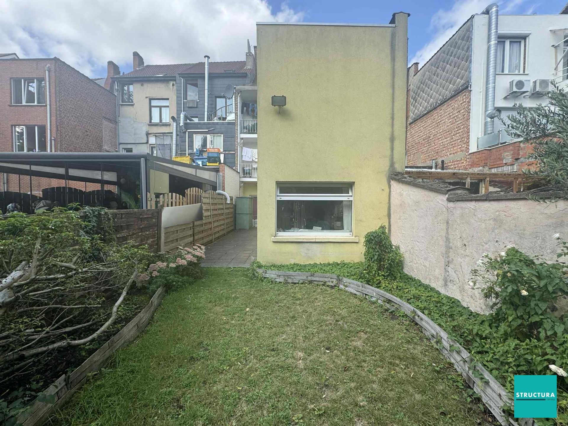 Gelijkvloerse handelsruimte met terras/tuin te huur RUE DE WAND. foto 7