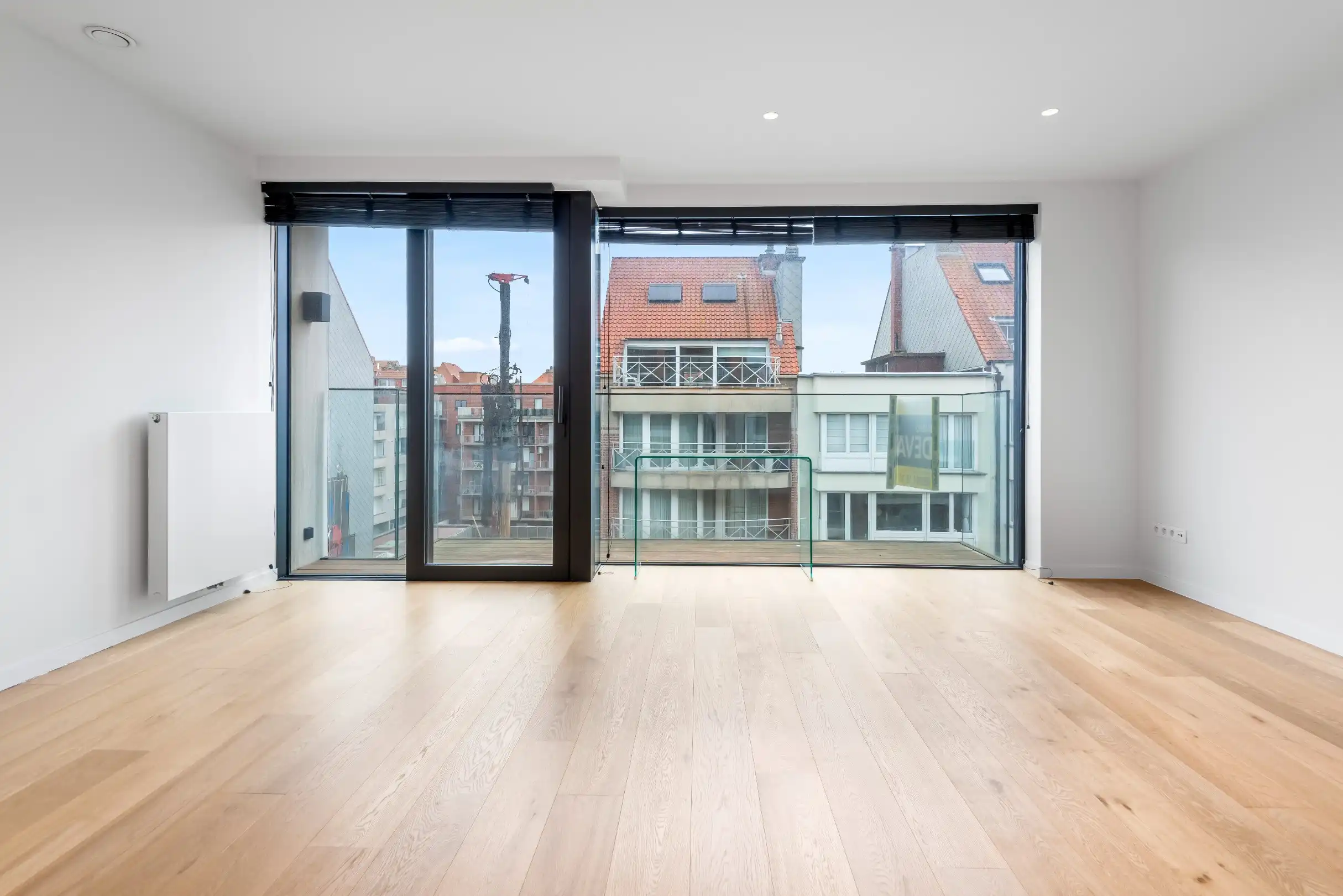 Luxueus afgewerkt nieuwbouwappartement vlakbij de Zeedijk en het Rubensplein. foto 4