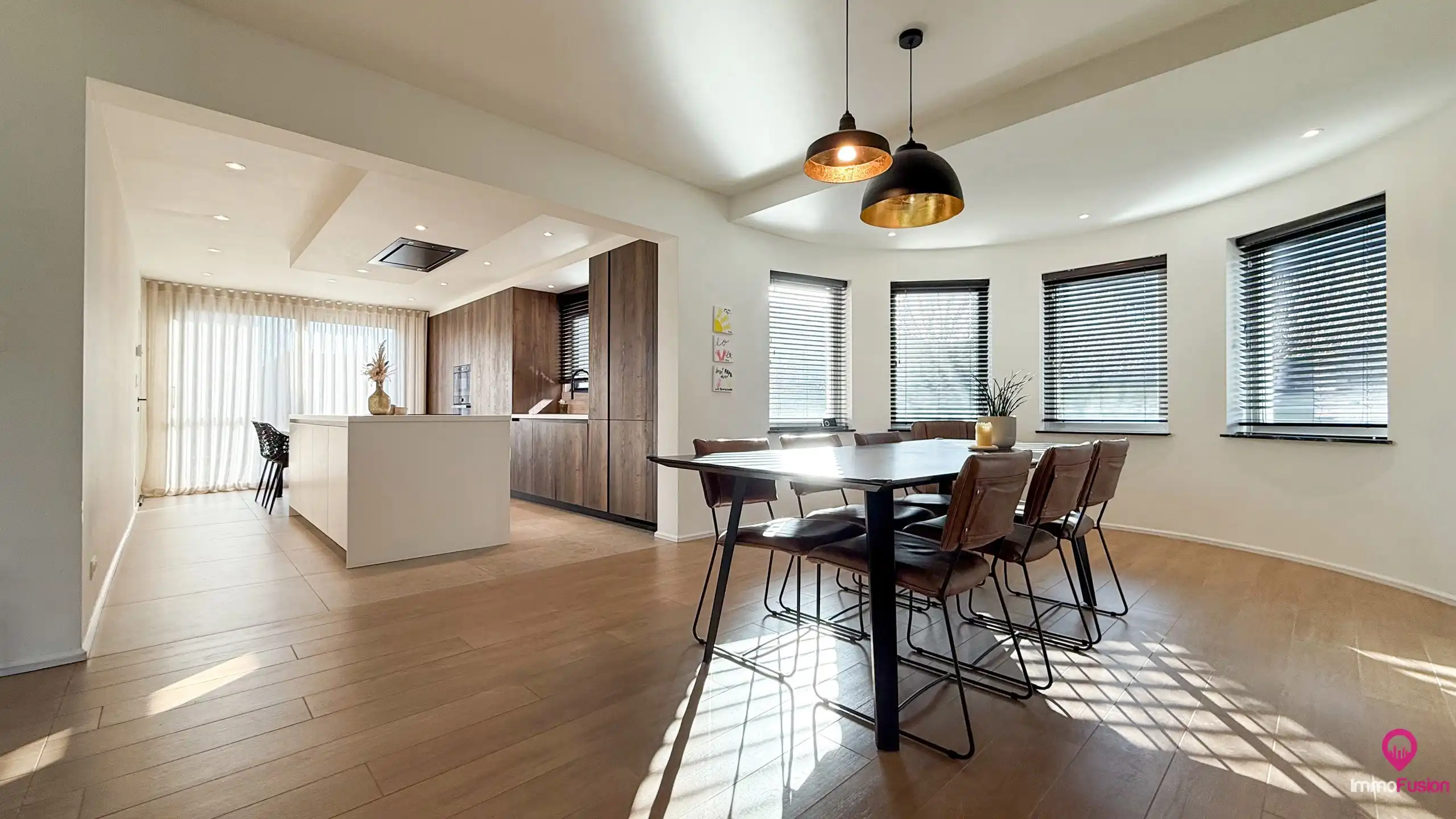 Mooie instapklare open bebouwing met charme op ruim perceel! foto 6