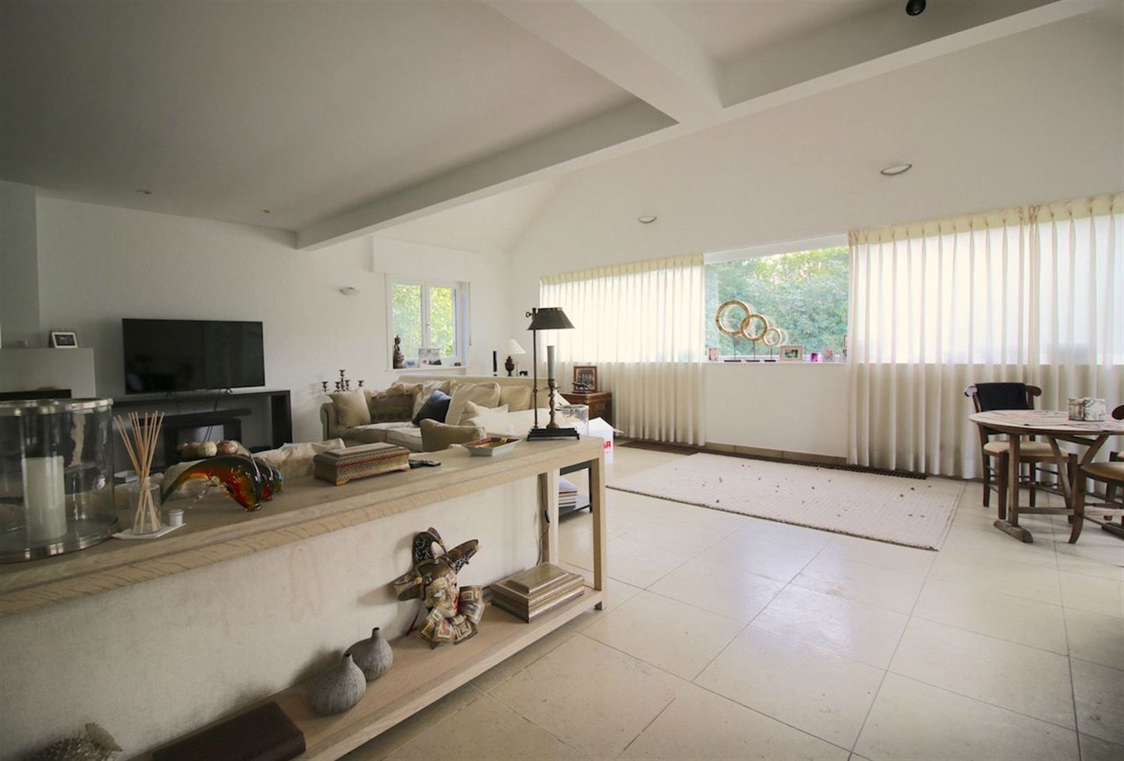 Villa met 5 slaapkamers & zonovergoten tuin foto 4