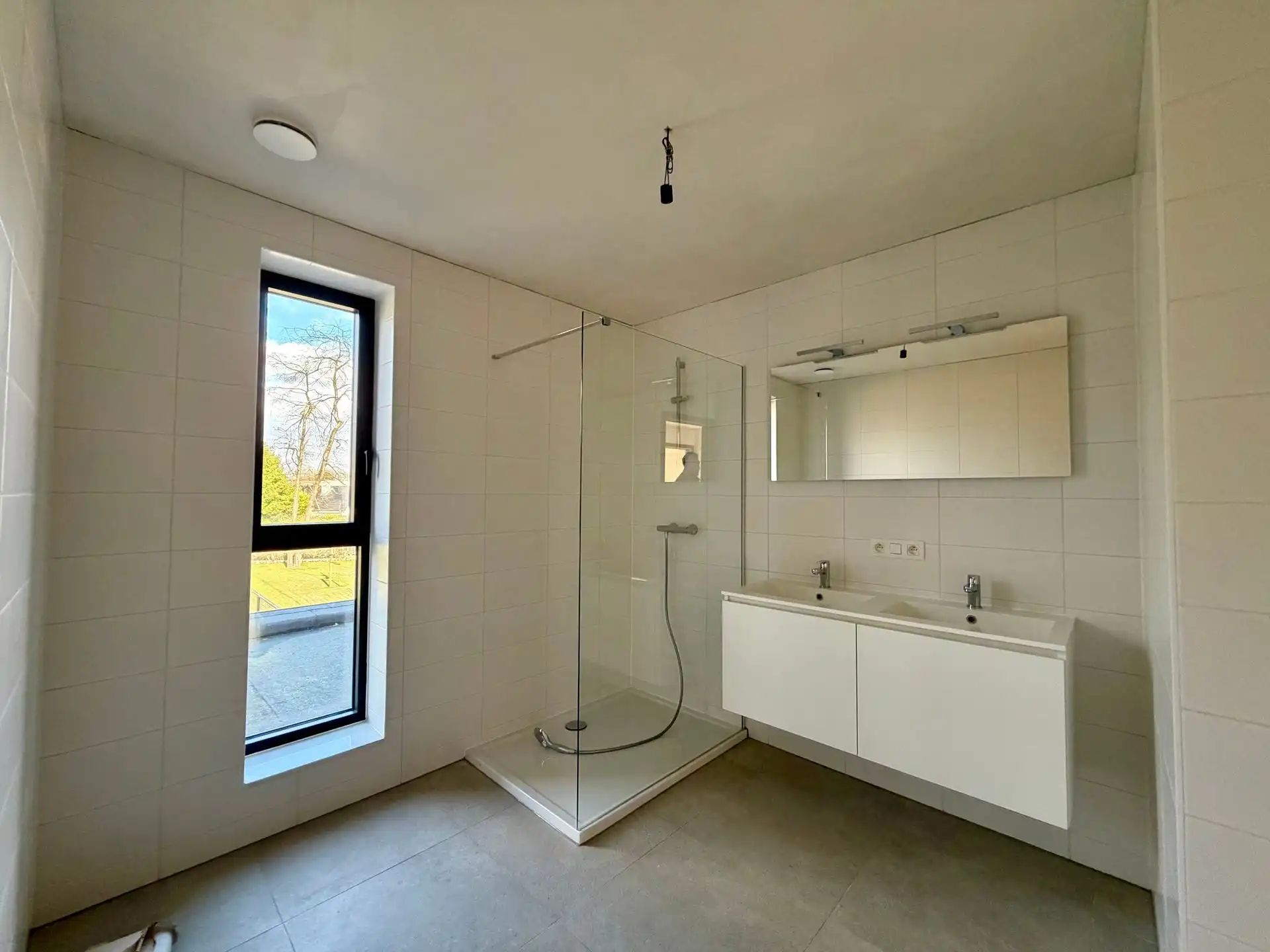 Nieuwbouwwoningen - instapklaar, energiezuinig, prachtige ligging en 3 slaapkamers foto 14