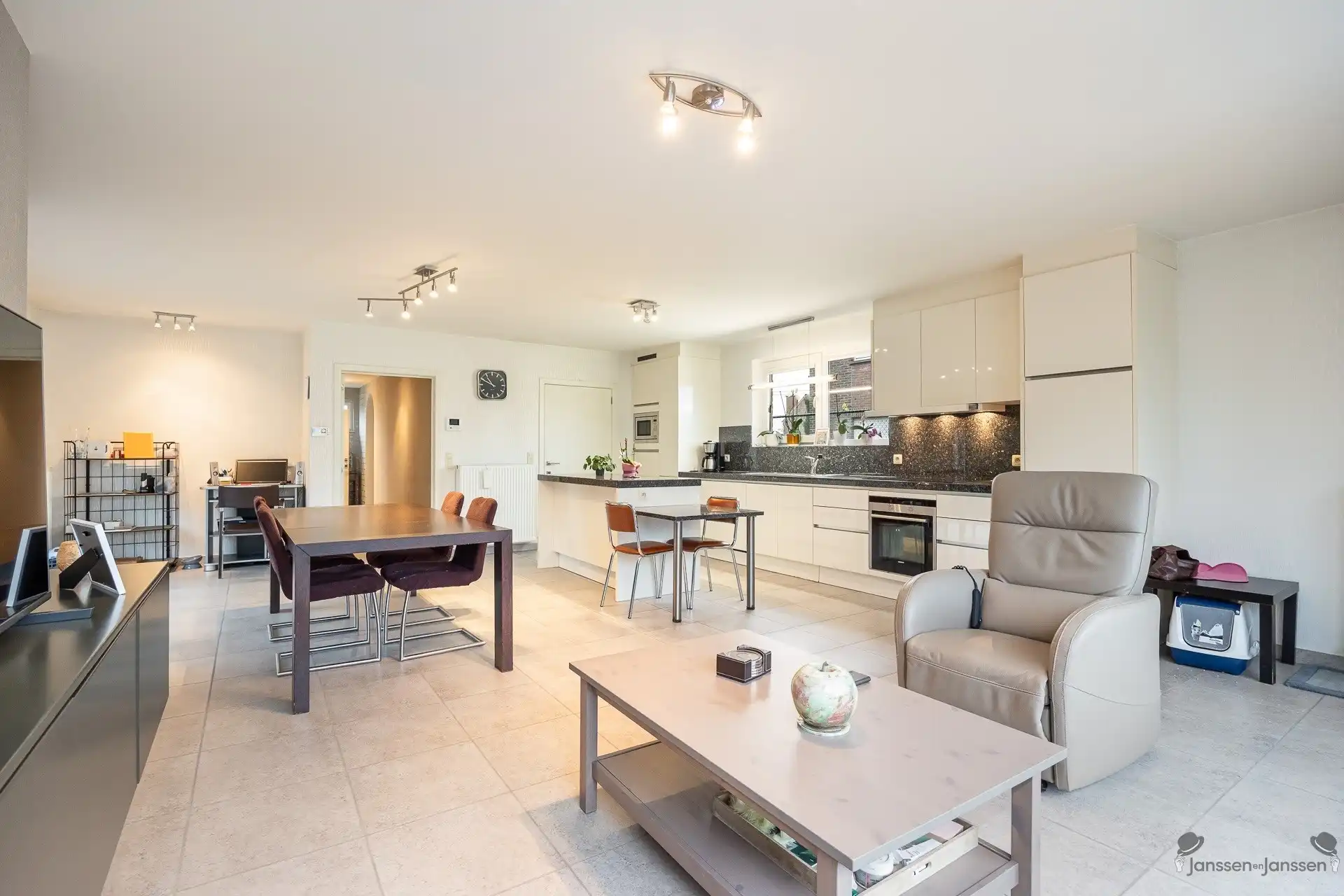 Verzorgde woning op toplocatie! foto 4