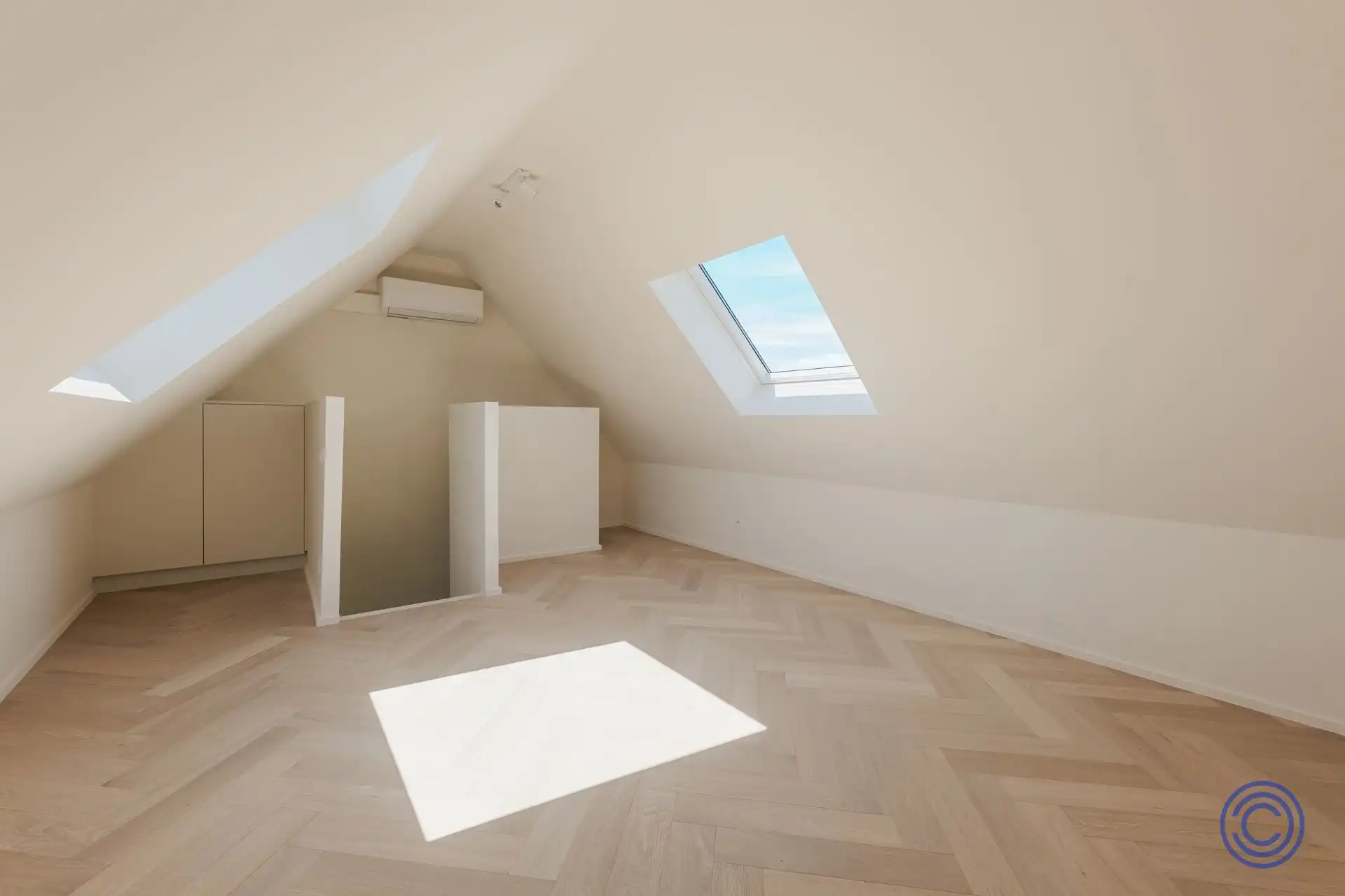 Exclusieve triplex met zonneterras nabij de geliefde Marnixplaats foto 15