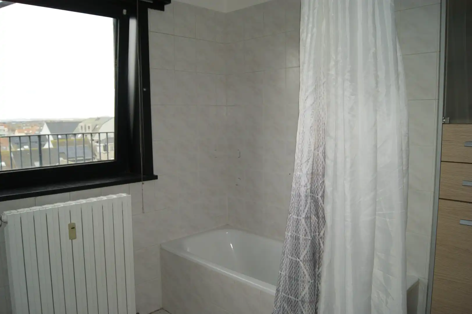 Ruim appartement met 2 slaapkamers en uitzonderlijk groot terras foto 7