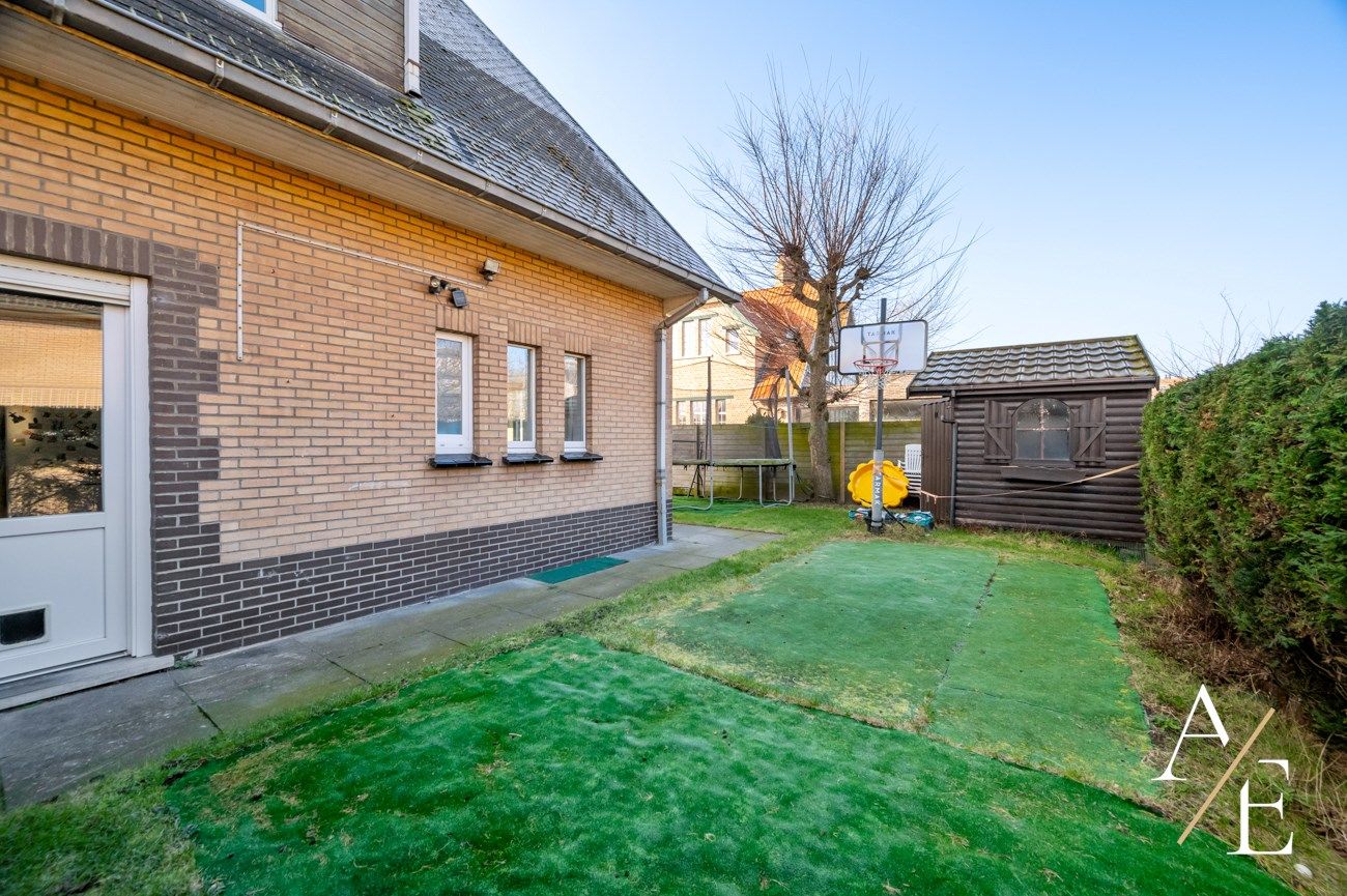 KOKSIJDE - Woning met 5 slaapkamers en dubbele garage! foto 3
