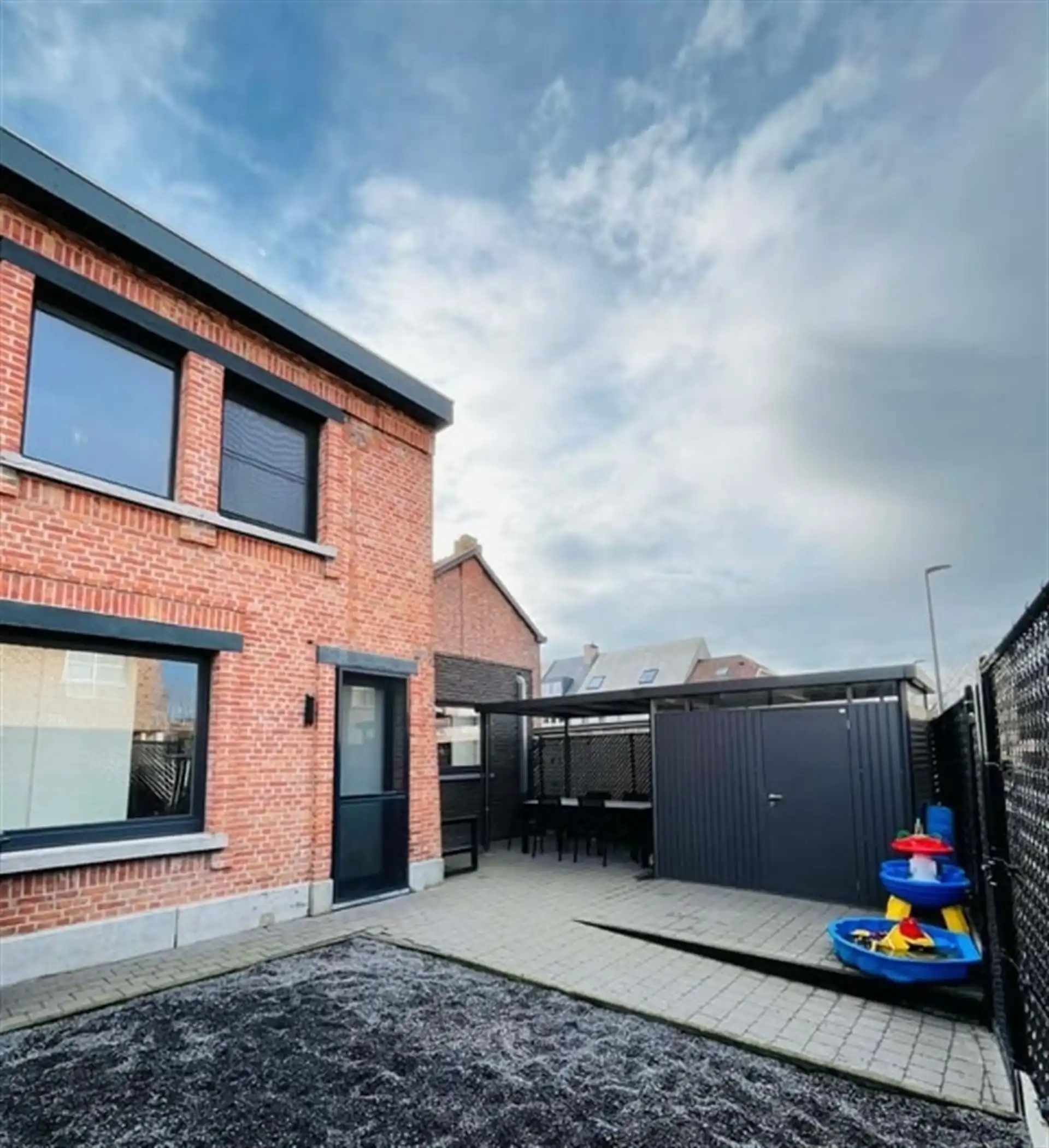 Charmante woning met stadstuin! foto 23