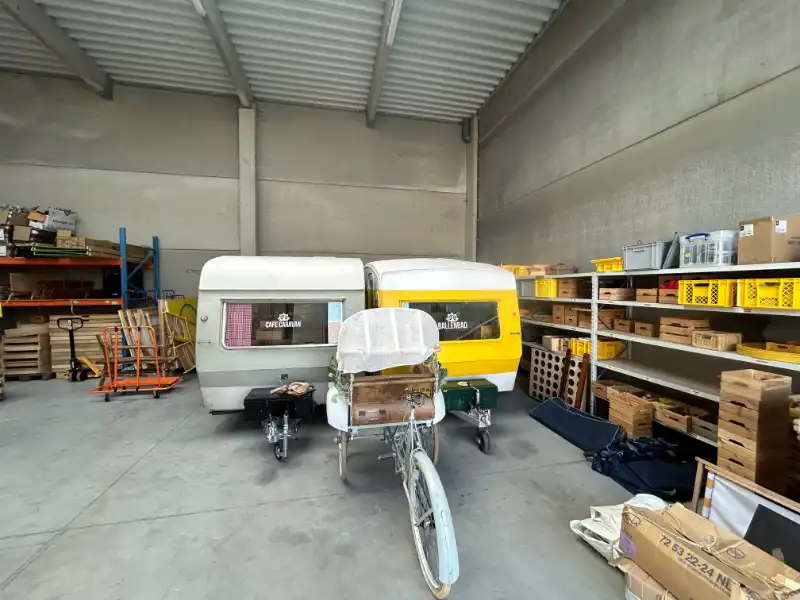 Recente KMO-unit (±187 m²) met 2 parkeerplaatsen – uitstekende ligging nabij E40 foto 4