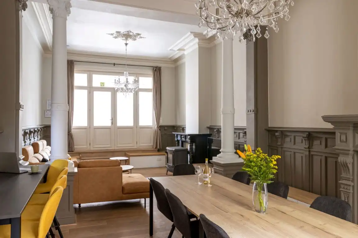 Exclusief herenhuis in de Belle-Époque Wijk van Blankenberge foto {{pictureIndex}}