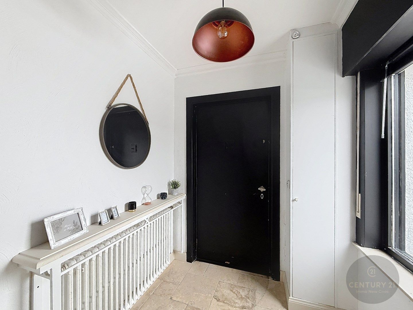 RUIME WONING met LOODS en WERKPLAATS foto 20