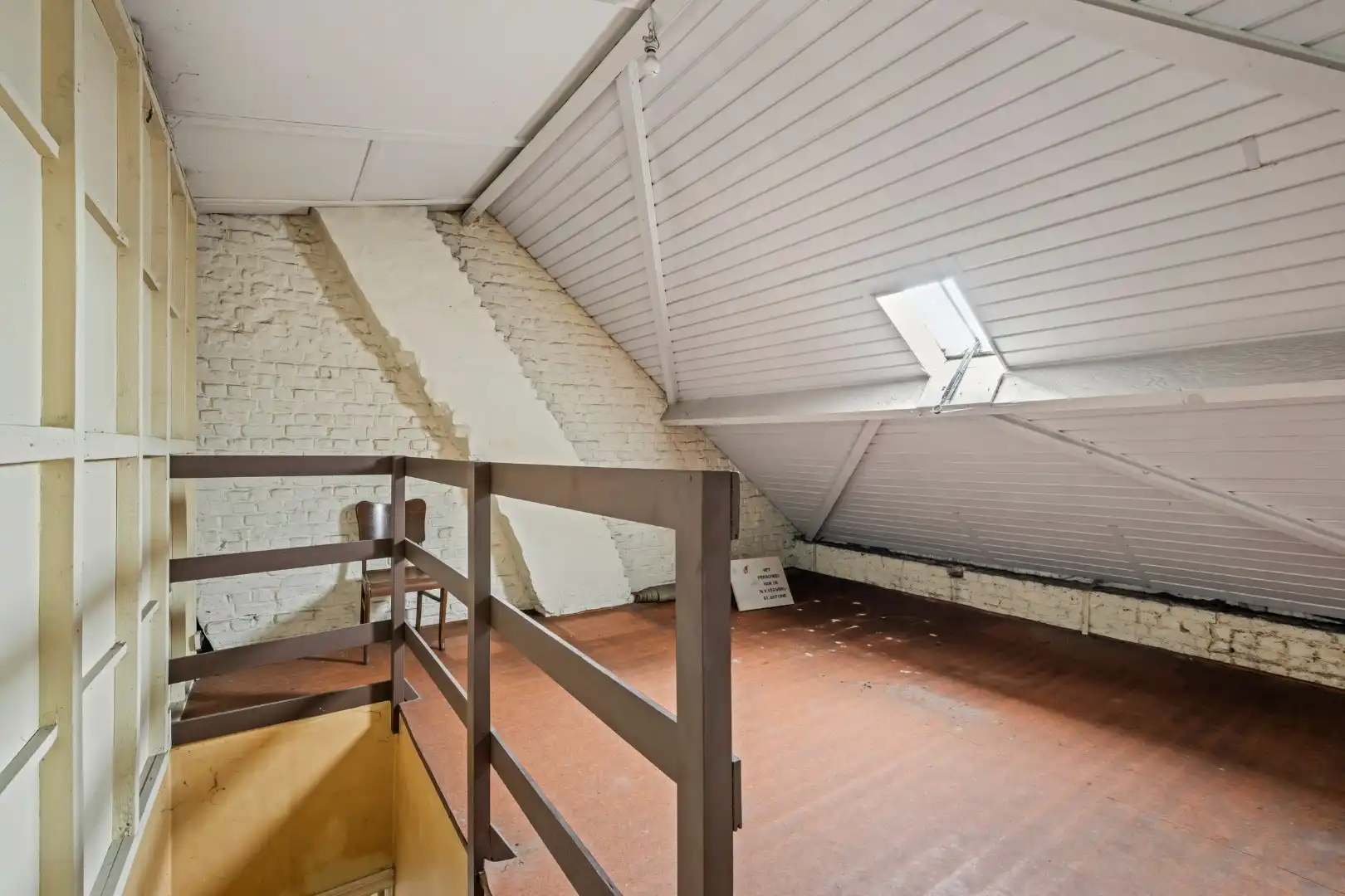 Woning met 3, mogelijks 5 slaapkamers en tuin met uitweg in Kortrijk-centrum foto 16