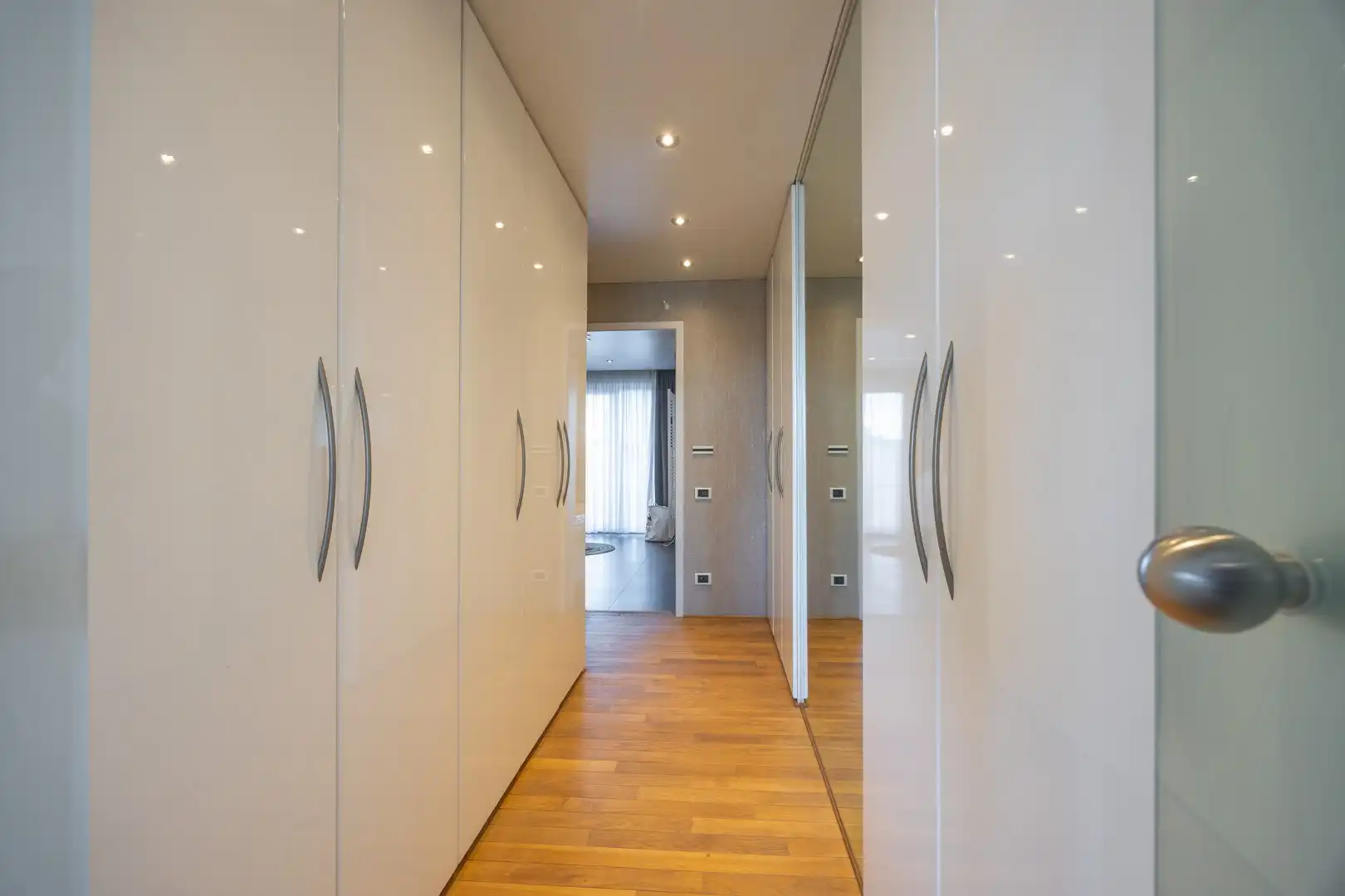 Appartement te koop foto 11