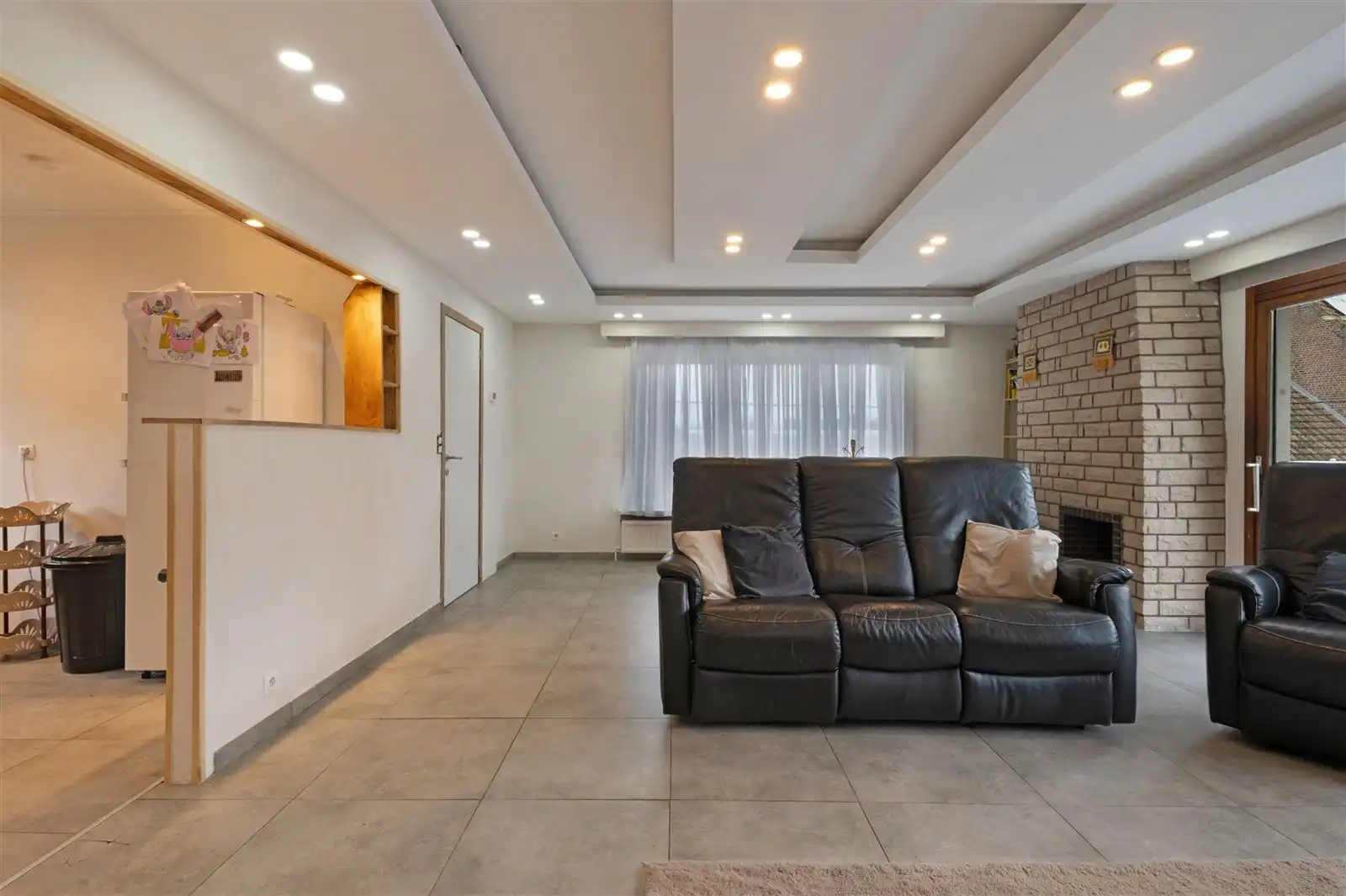 Instapklare gezinswoning met tuin en garage nabij centrum foto 4