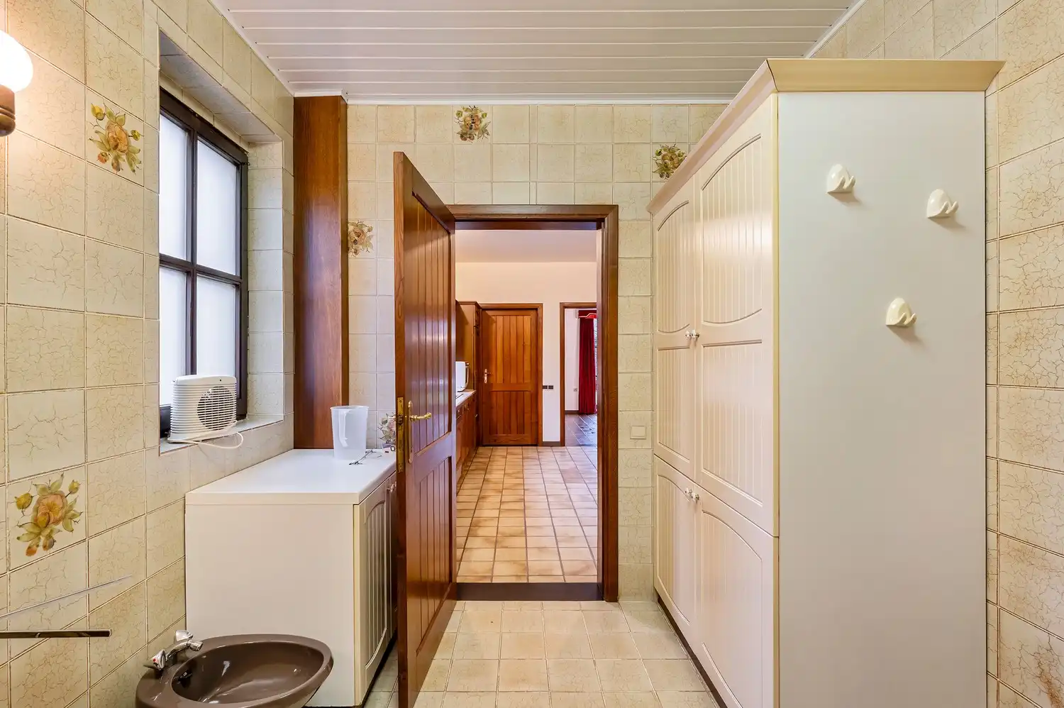 PRACHTIGE OP TE FRISSEN WONING OP EEN RUSTIGE LOCATIE foto 15