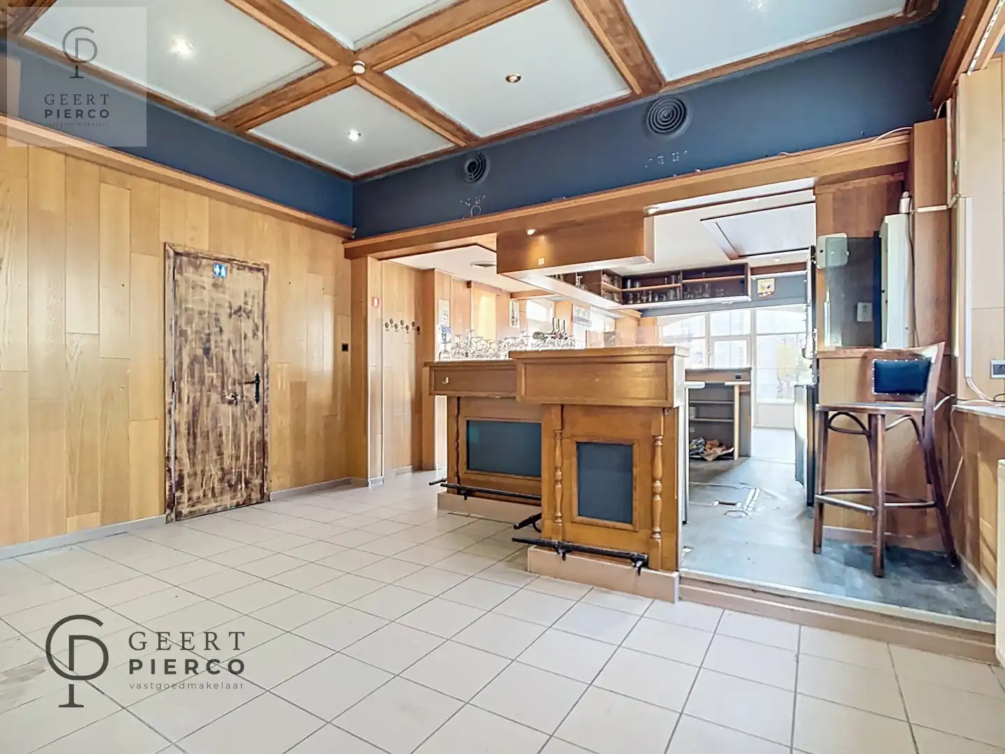 Commercieel pand met woonst te huur op toplocatie in Tienen foto 9