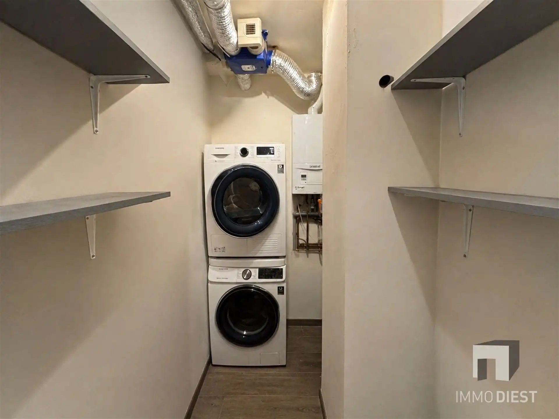 Ruim gelijkvloers appartement met open leefruimte en zonnige tuin foto 23