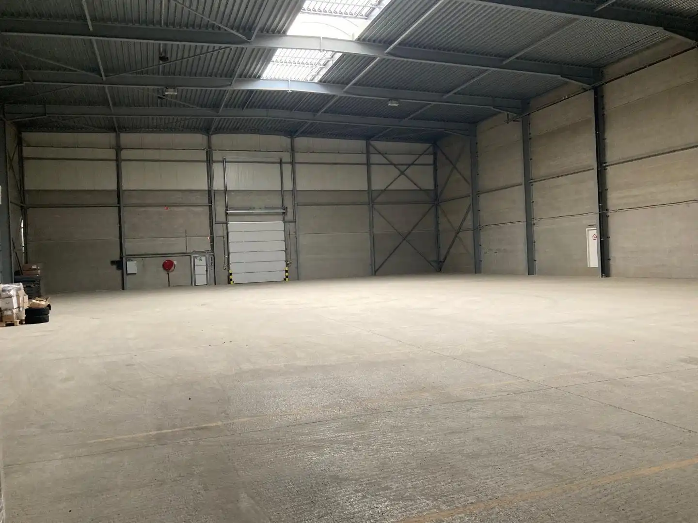 Industriegebouw te huur op het bedrijventerrein Tongeren Oost. foto 5