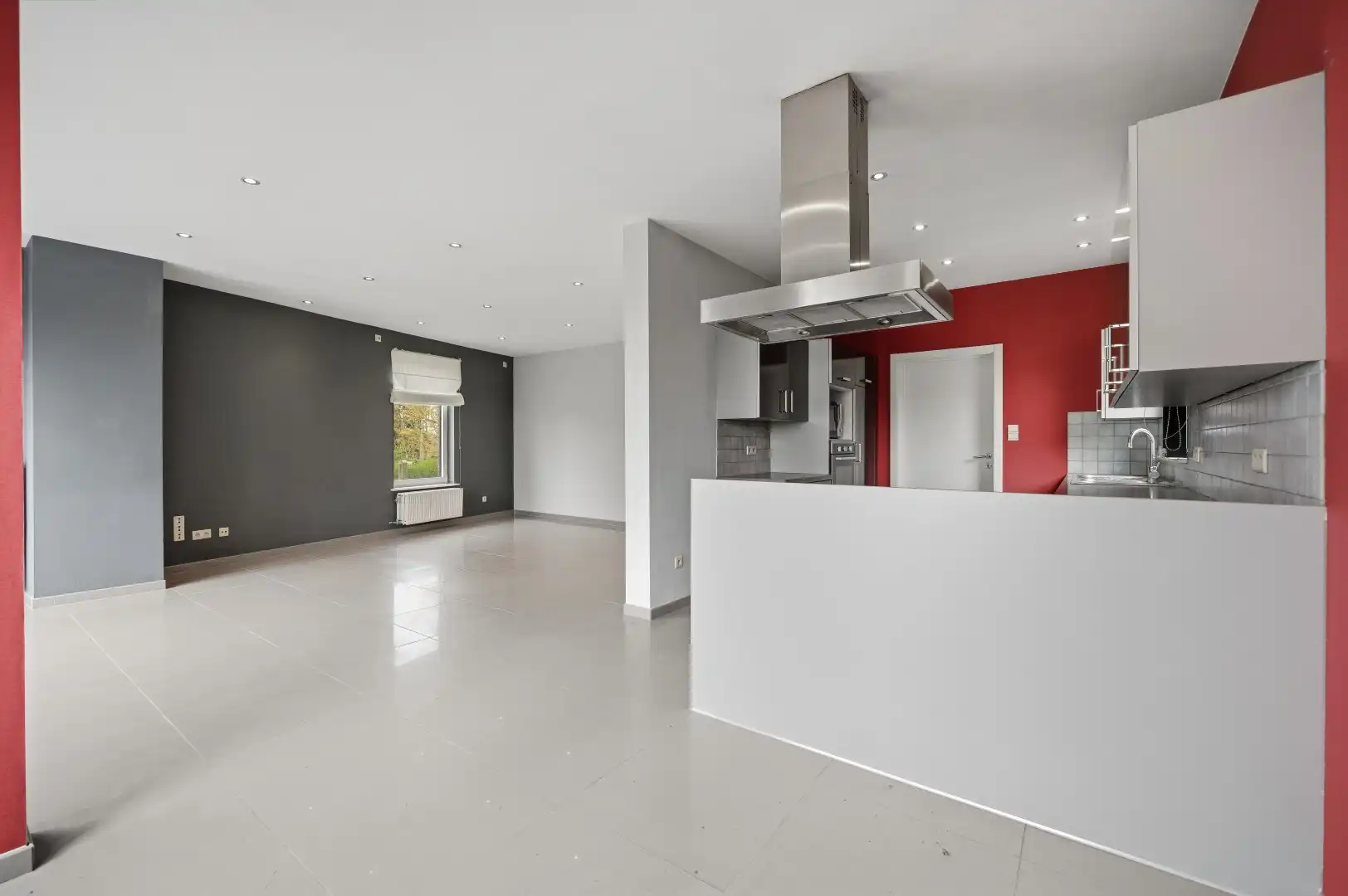 Instapklare OB (2006) met grote garage en 3 slpks foto 9