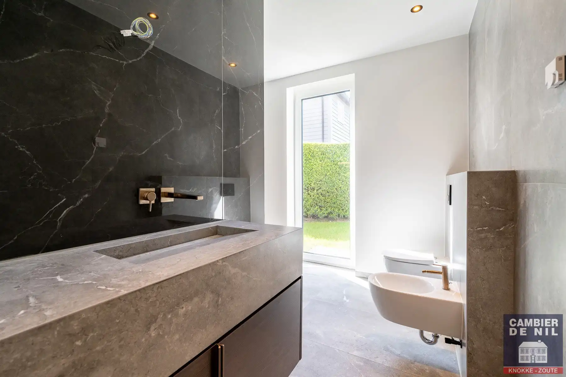 Prachtige ongemeubelde nieuwbouwwoning nabij het centrum van Knokke, gelegen in het rustige Izabellapolder. foto 20