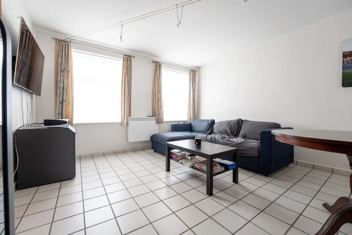 Ruim gelijkvloers appartement met 2 slaapkamers en garagebox nabij het centrum van Bree. foto 11