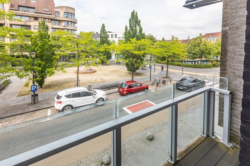 Centraal gelegen 2- slaapkamer appartement met 2 terrassen en berging. ENERGIELABEL A! foto 3