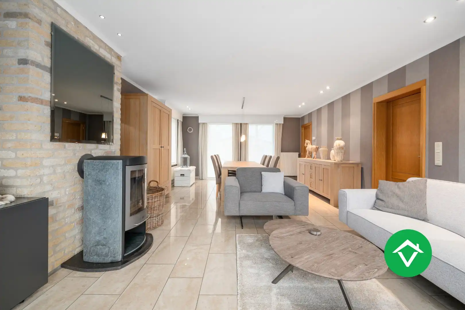 Alleenstaande woning met 4 slaapkamers te Ichtegem  foto 5