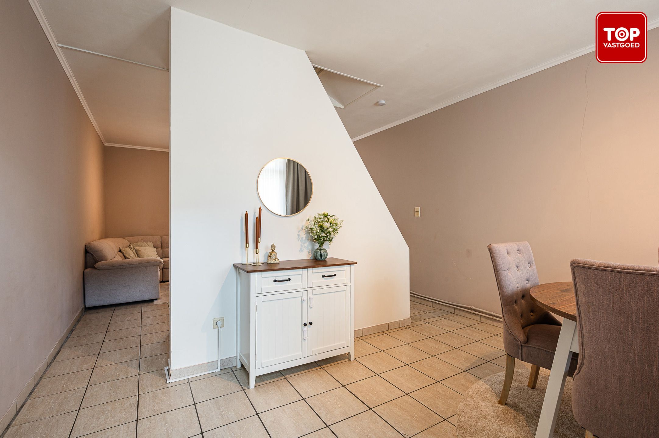 Sfeervolle woning met drie slaapkamers en vlotte verbinding naar de stad foto 3