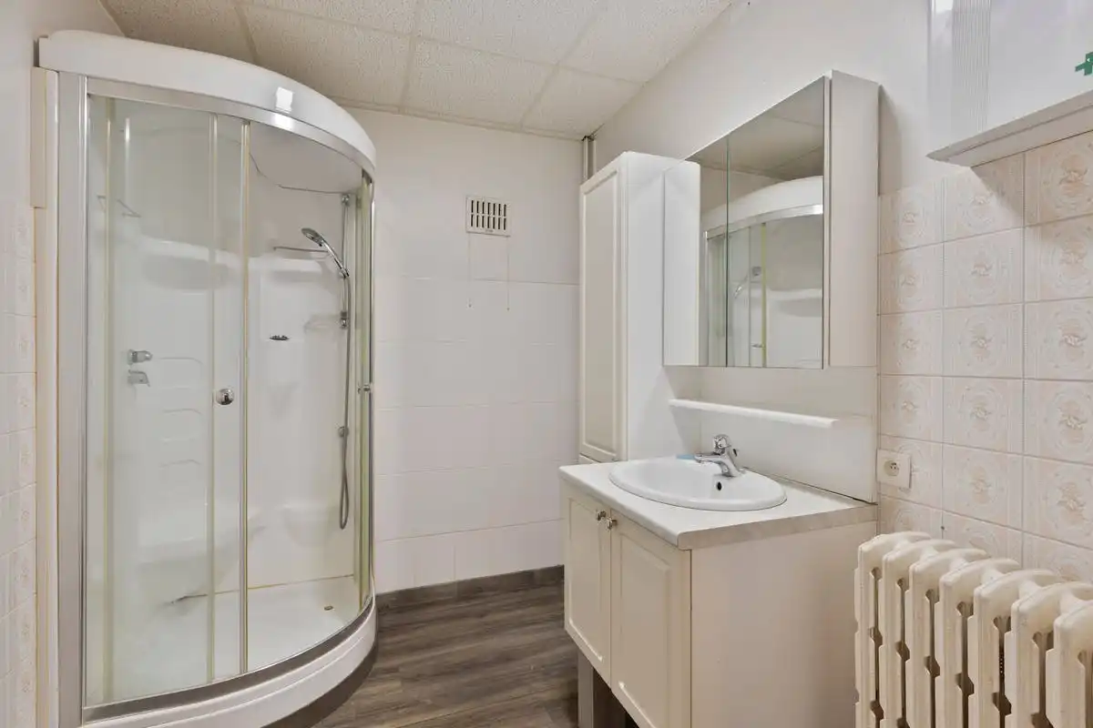 appartement met 2 kamers op toplocatie te koop in Harelbeke foto 7