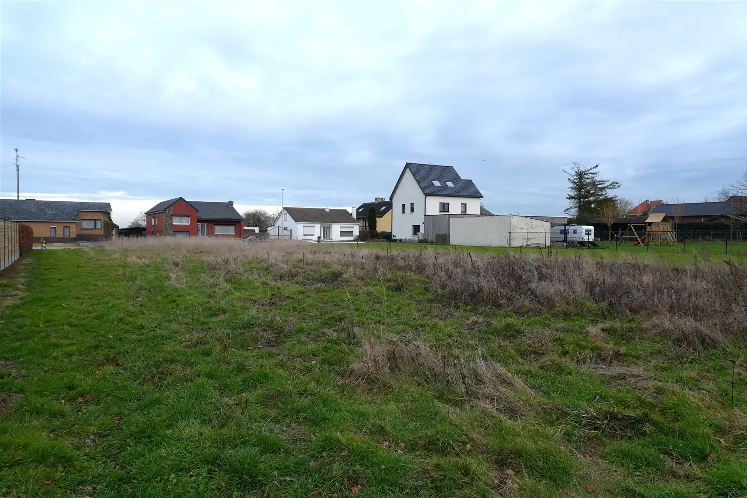 Ruime bouwgrond voor open bebouwing in Herk-de-Stad foto 5