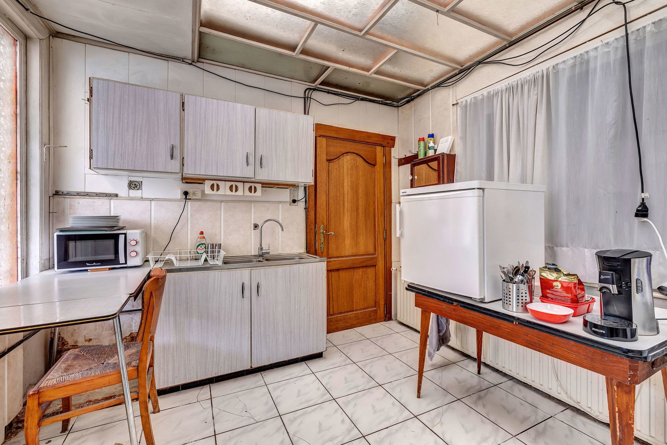 Ruime woning met twee entiteiten en ruime garage foto 4