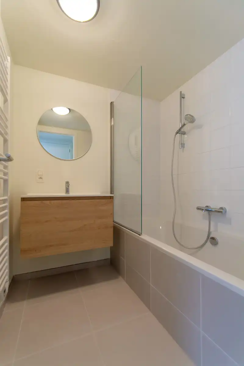 Prachtig Modern nieuwbouwappartement met 2slpk. en balcon foto 8
