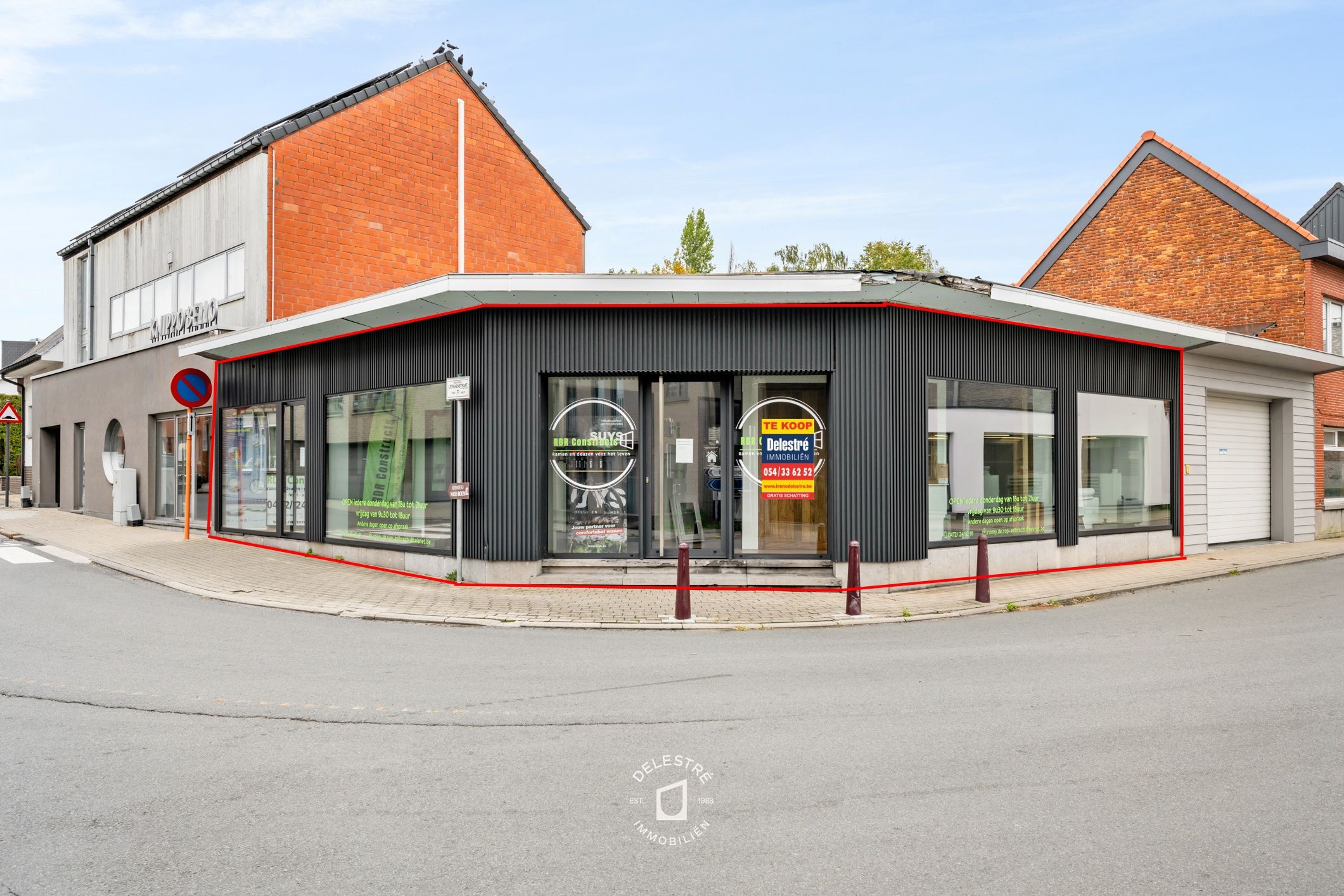 COMMERCIËEL GELIJKVLOERS OP TOPLOCATIE IN HET HART VAN MOORSEL foto {{pictureIndex}}