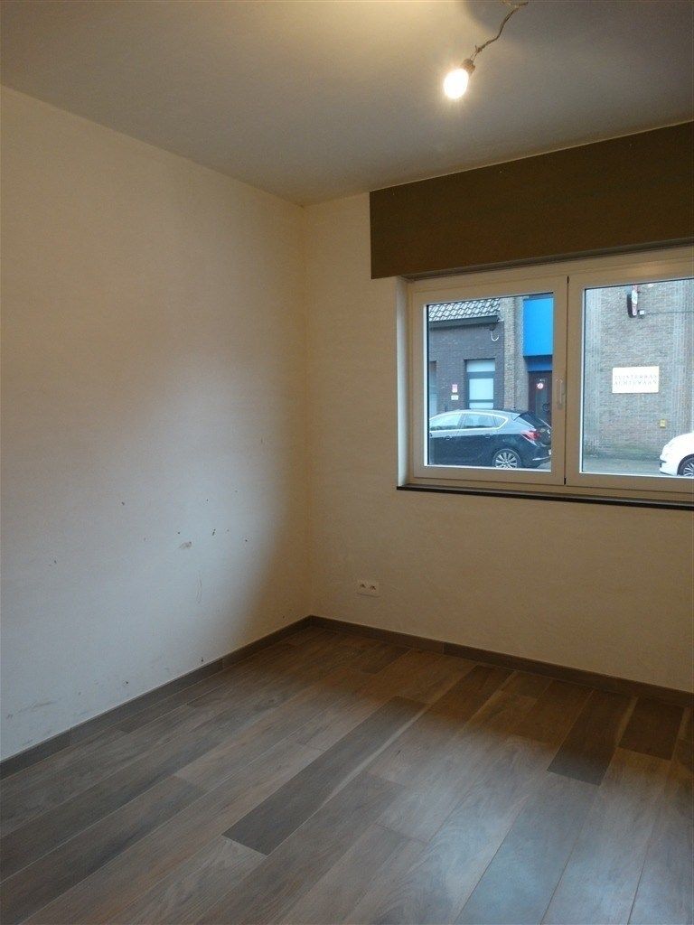  2 slpk appartement met groot terras, tuin, garage en staanplaats foto 10