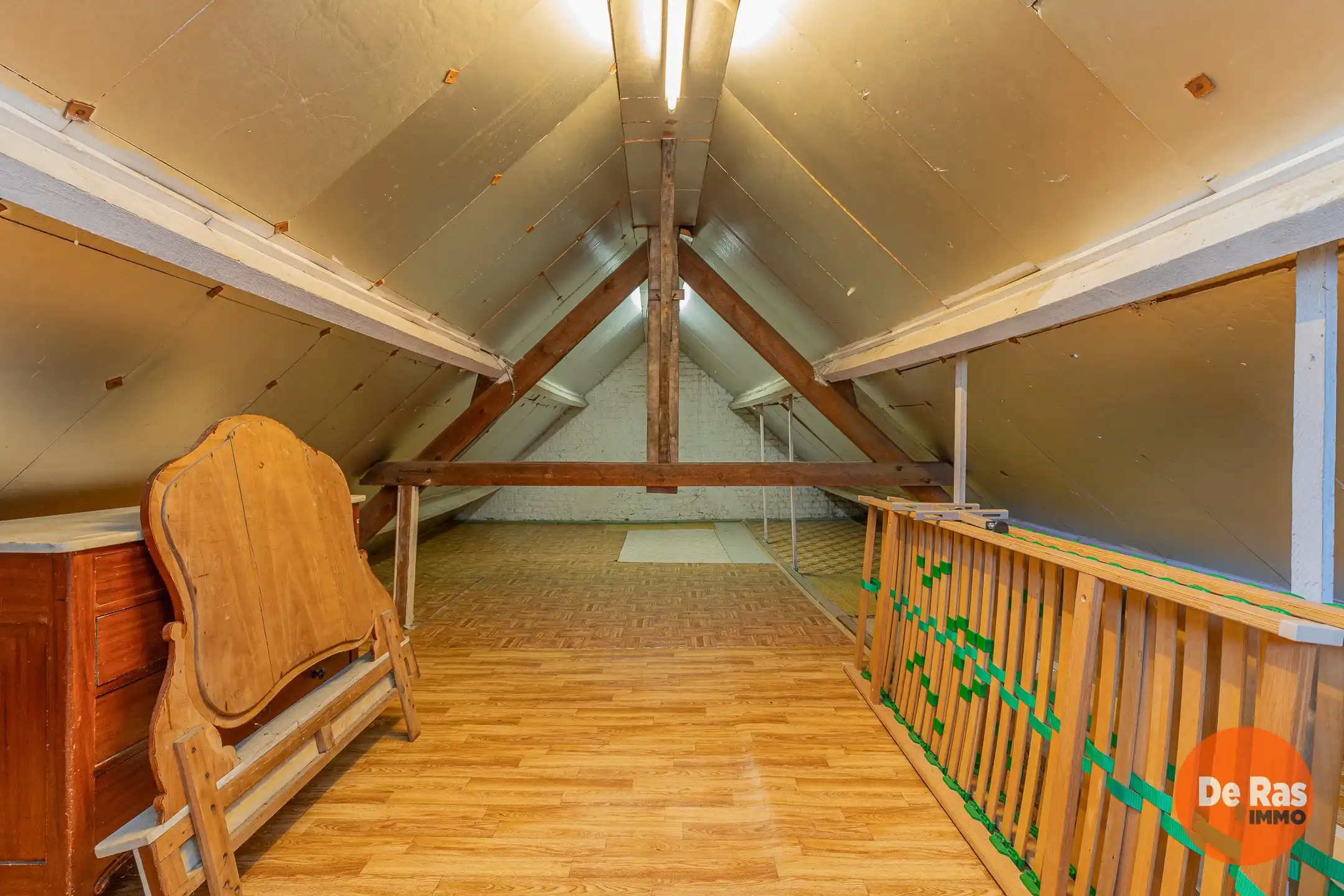MERELBEKE - Ruime HOB in de randstad van Gent/4 slp/garage foto 4