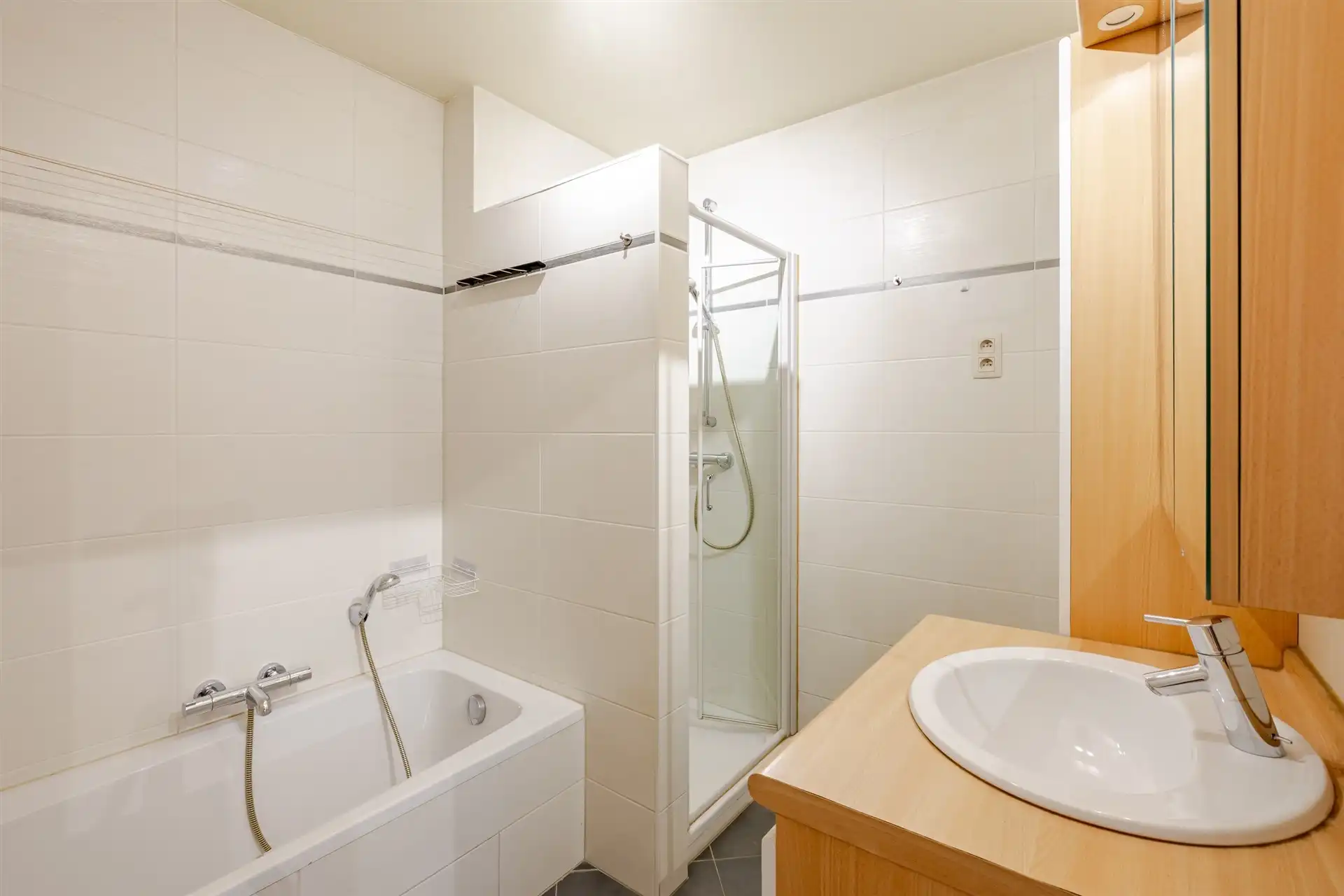 Ruim appartement met twee slaapkamers in het centrum van Aalst foto 16