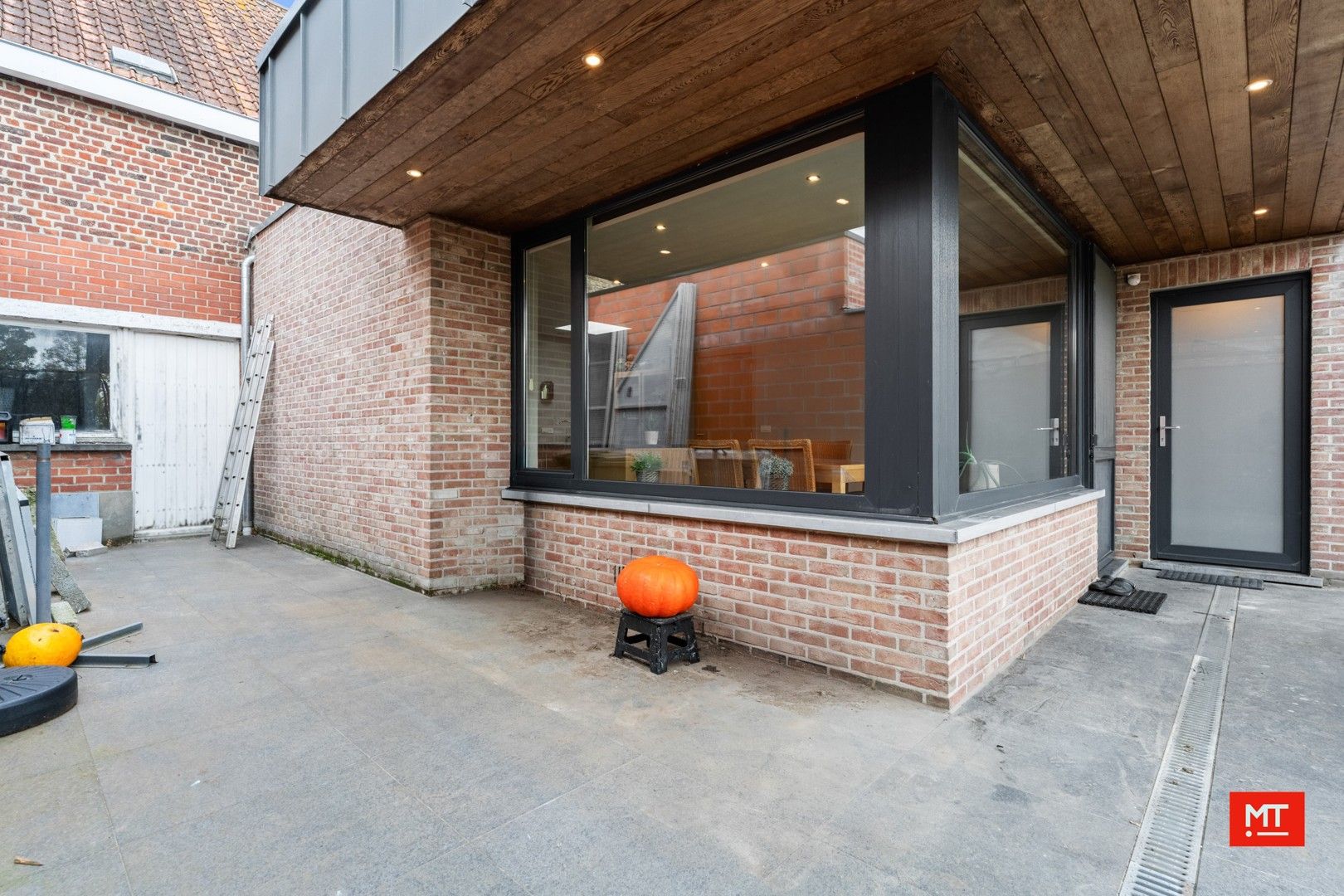 Ruime woning met 3 slaapkamers (5 mogelijk), Zuid-Oostgerichte tuin en garage te koop in Boezinge foto 24