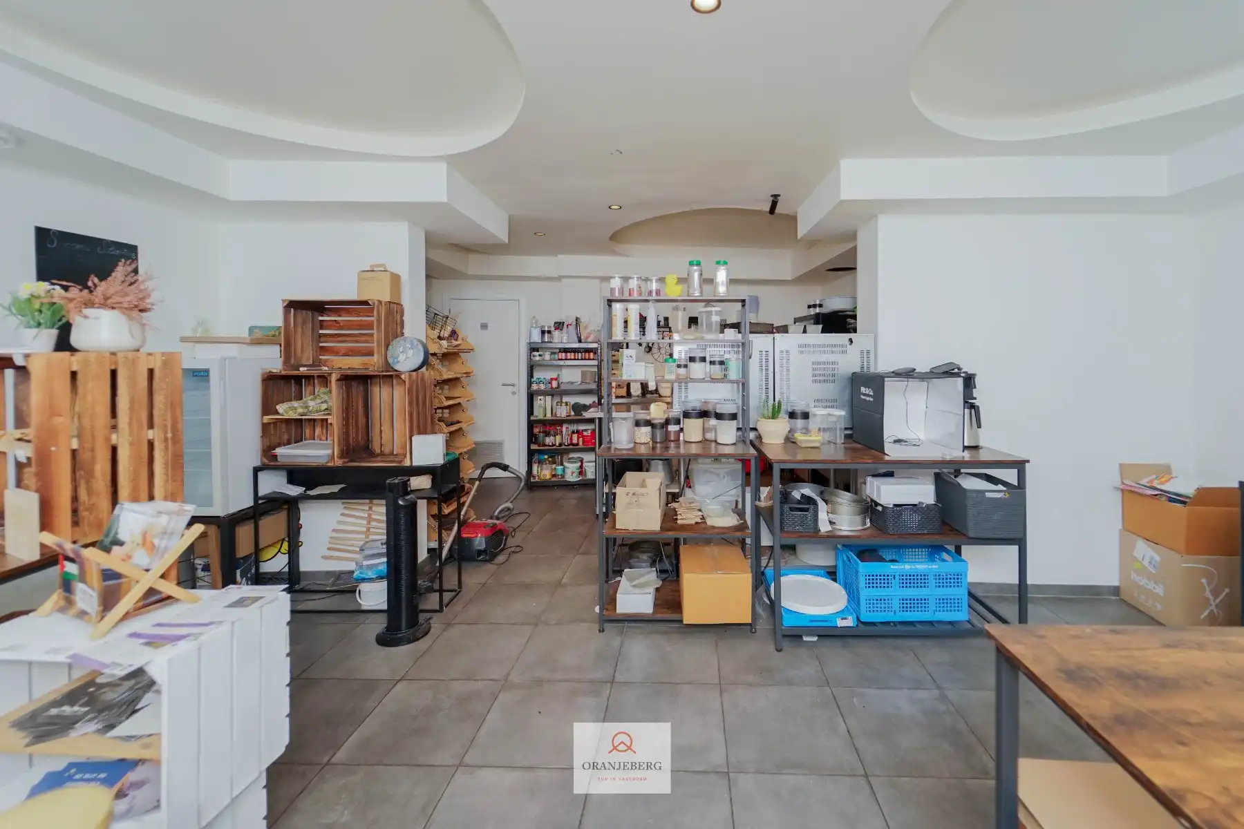 Handelsgelijkvloers te huur in Gent foto 13