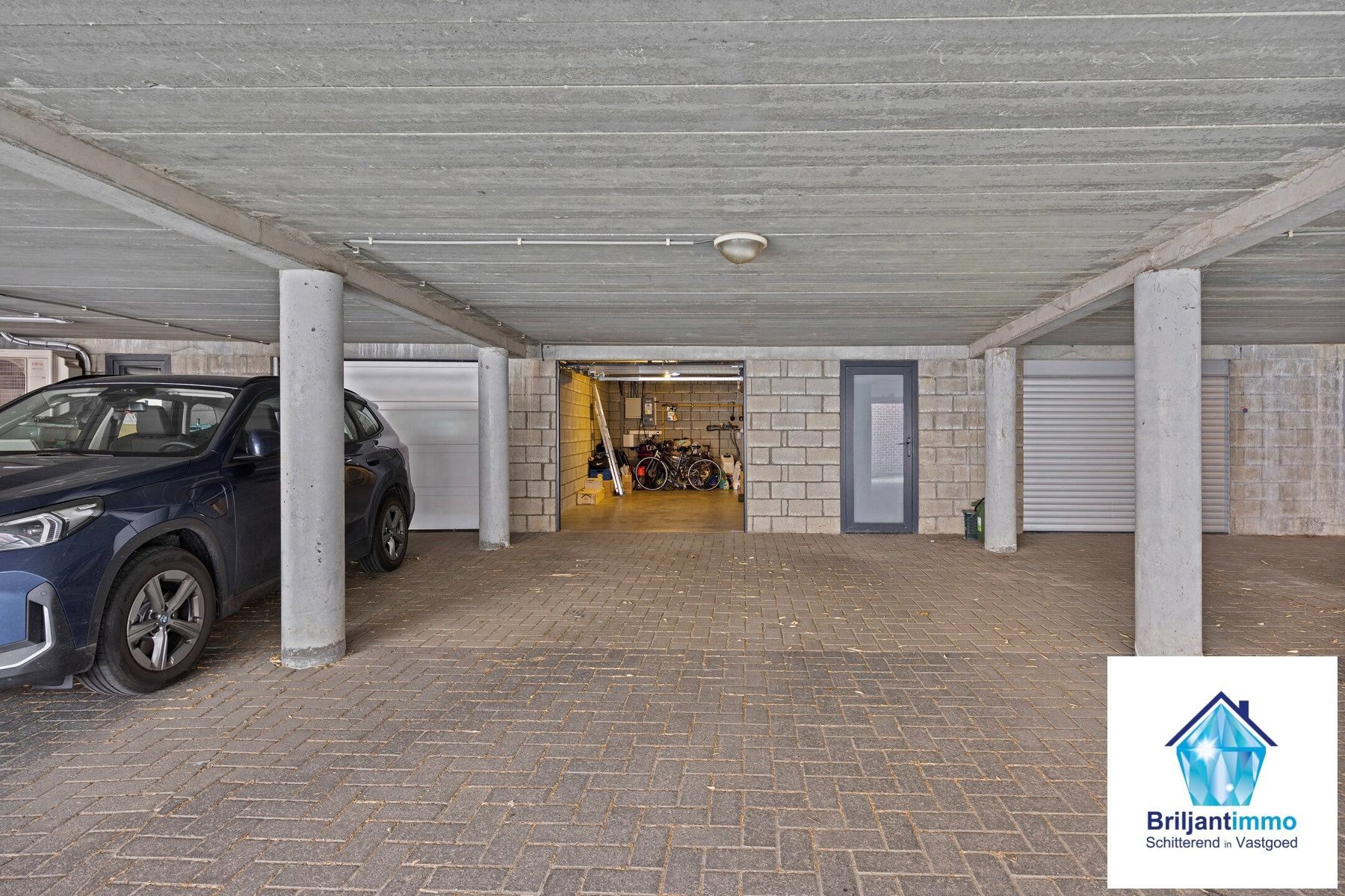 Instapklare triplex met ondergrondse garage, 3 slpkmr+ buro foto 23