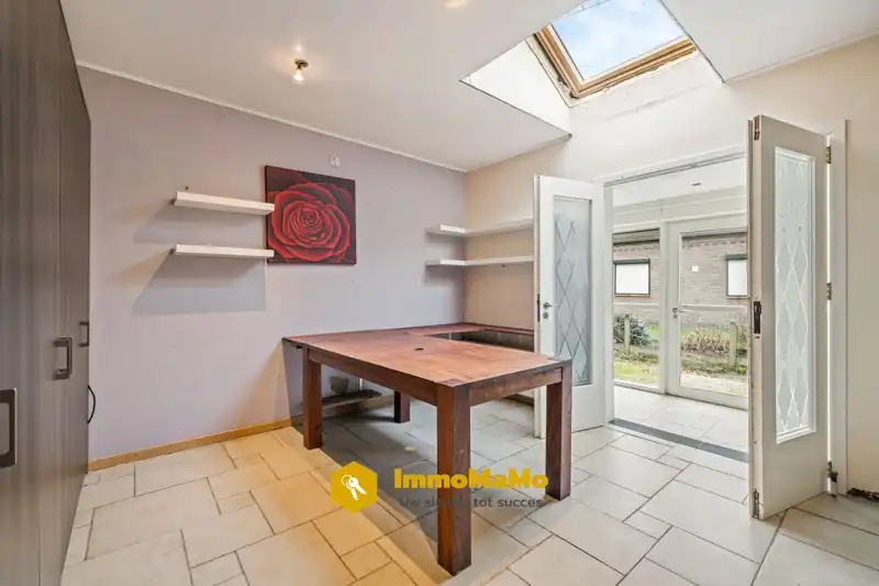 VRIJSTAANDE WONING MET OPEN ZICHT TE KOOP IN WACHTEBEKE (LOCHRISTI) foto 13