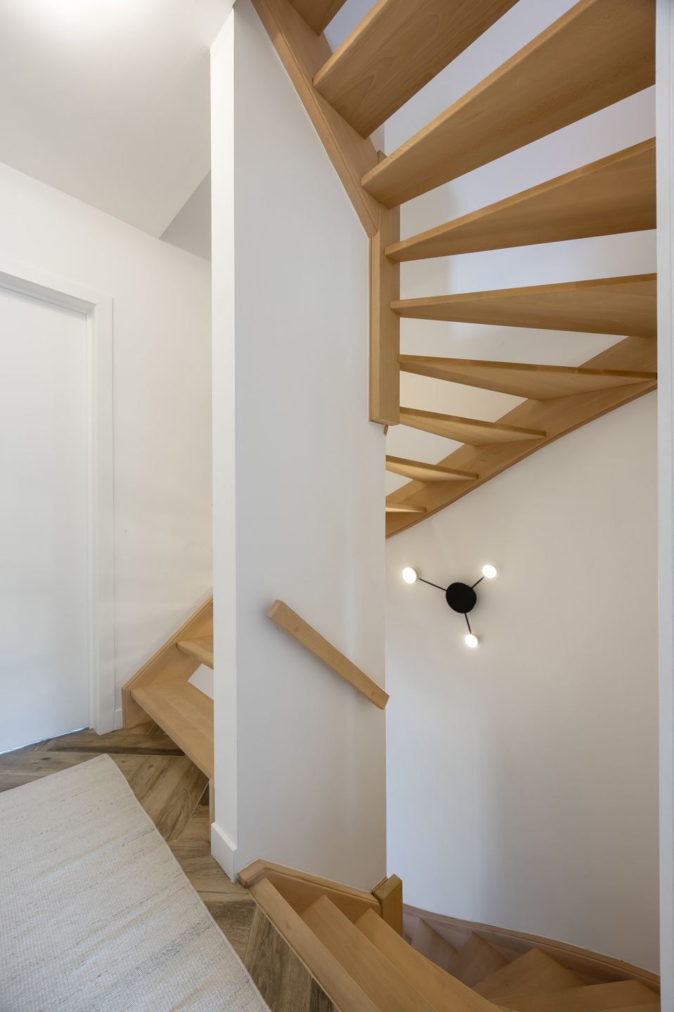 Instapklare BEN-woning met topafwerking in hartje Schilde foto 13