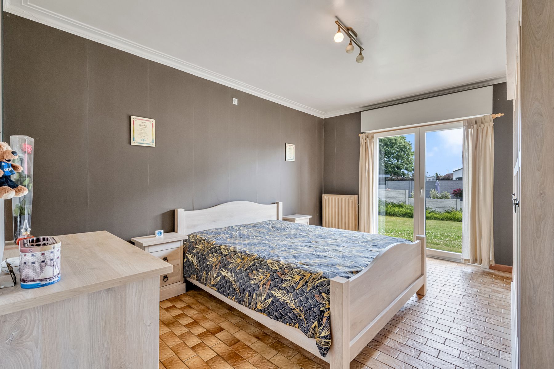 Rustig gelegen bungalow met bijhorende weide, stal en garage foto 17