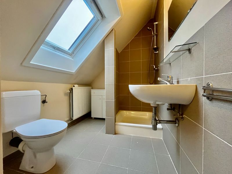 GEZELLIG EENSLAAPKAMER APPARTEMENT MET FIETSBERGING TE HUUR foto 5