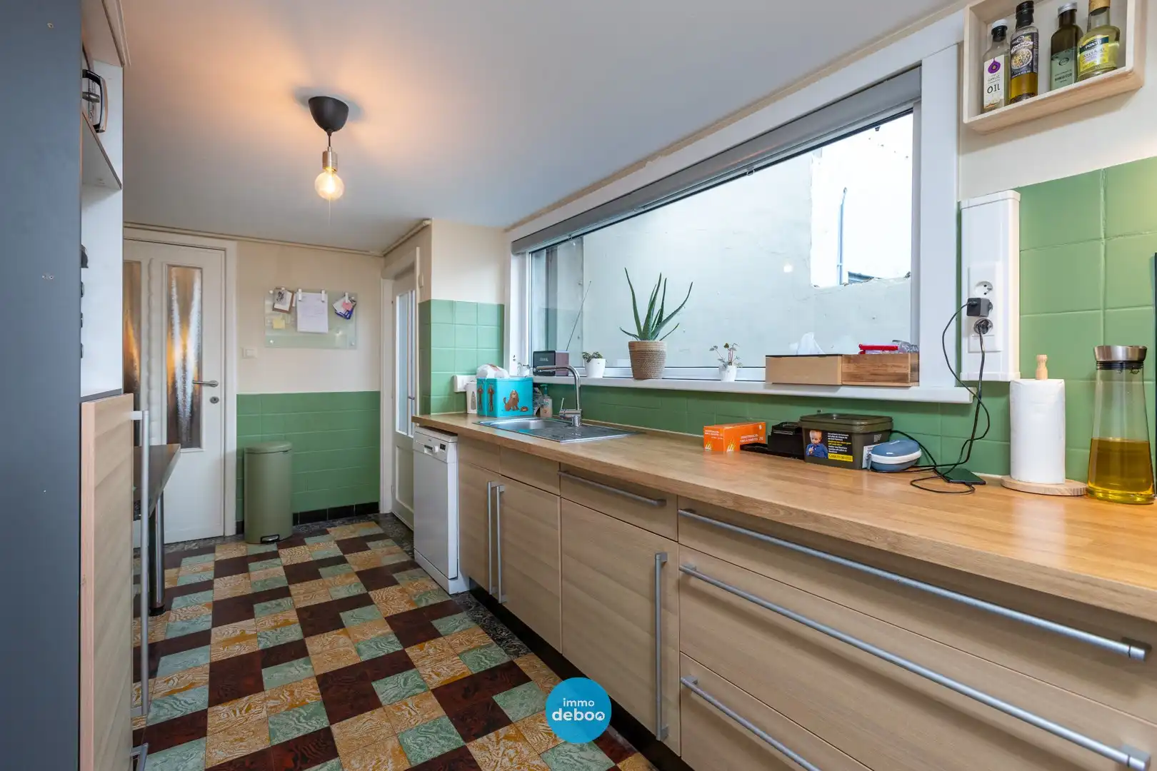 Instapklare gezinswoning met prachtig uitzicht foto 3